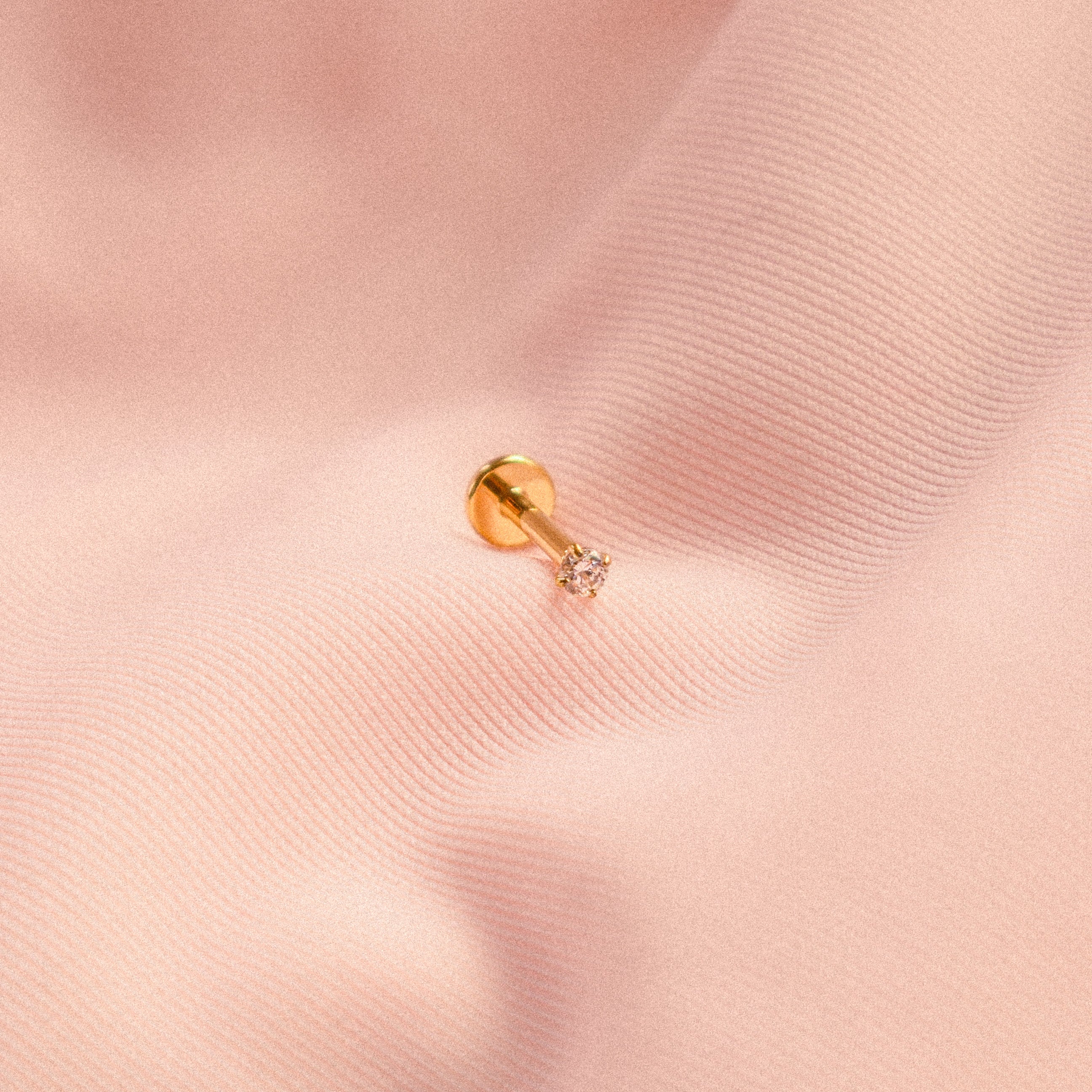 “Lila” Tiny Cubic Zirconia Earring