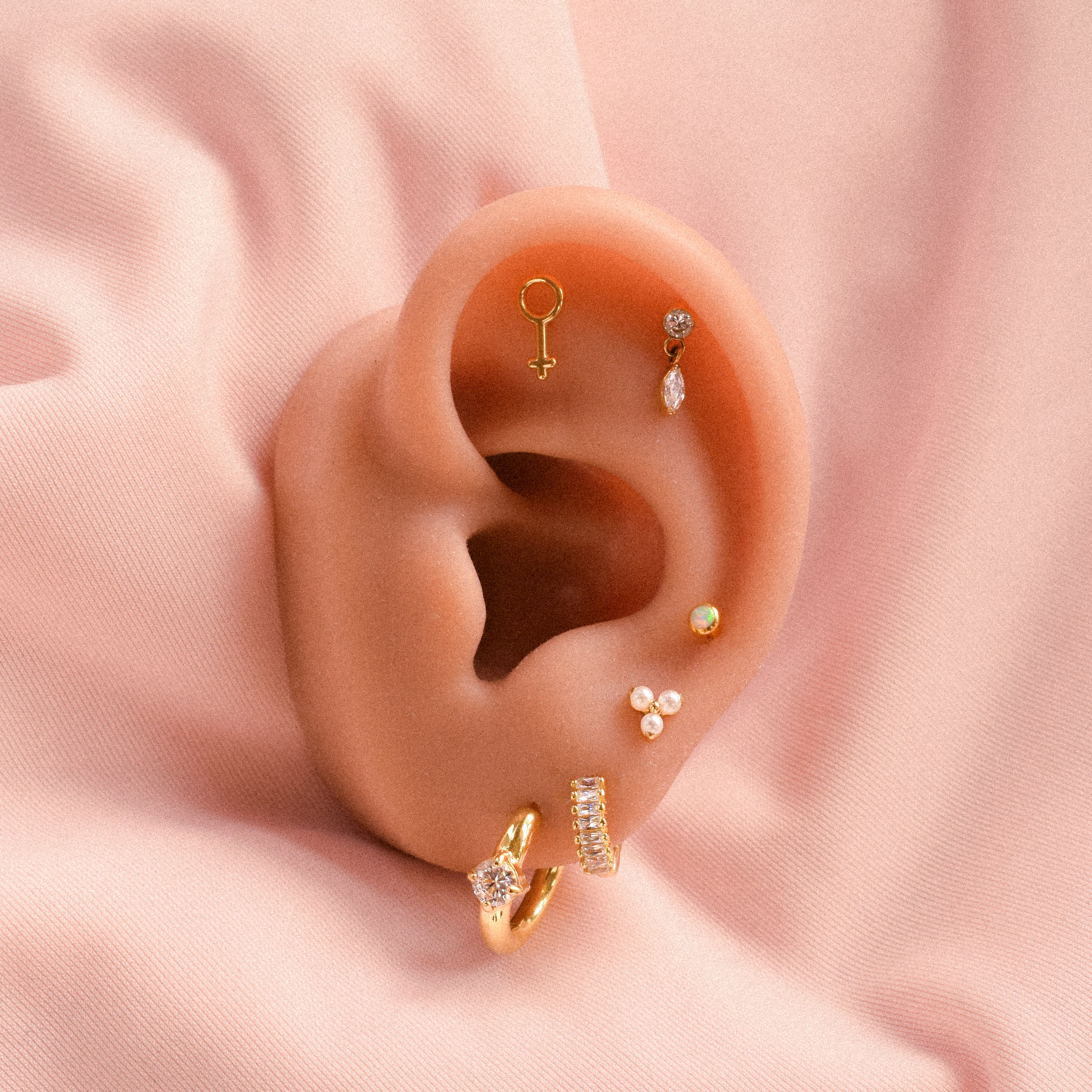 “Sarai” Tiny Cubic Zirconia Dangle Earring