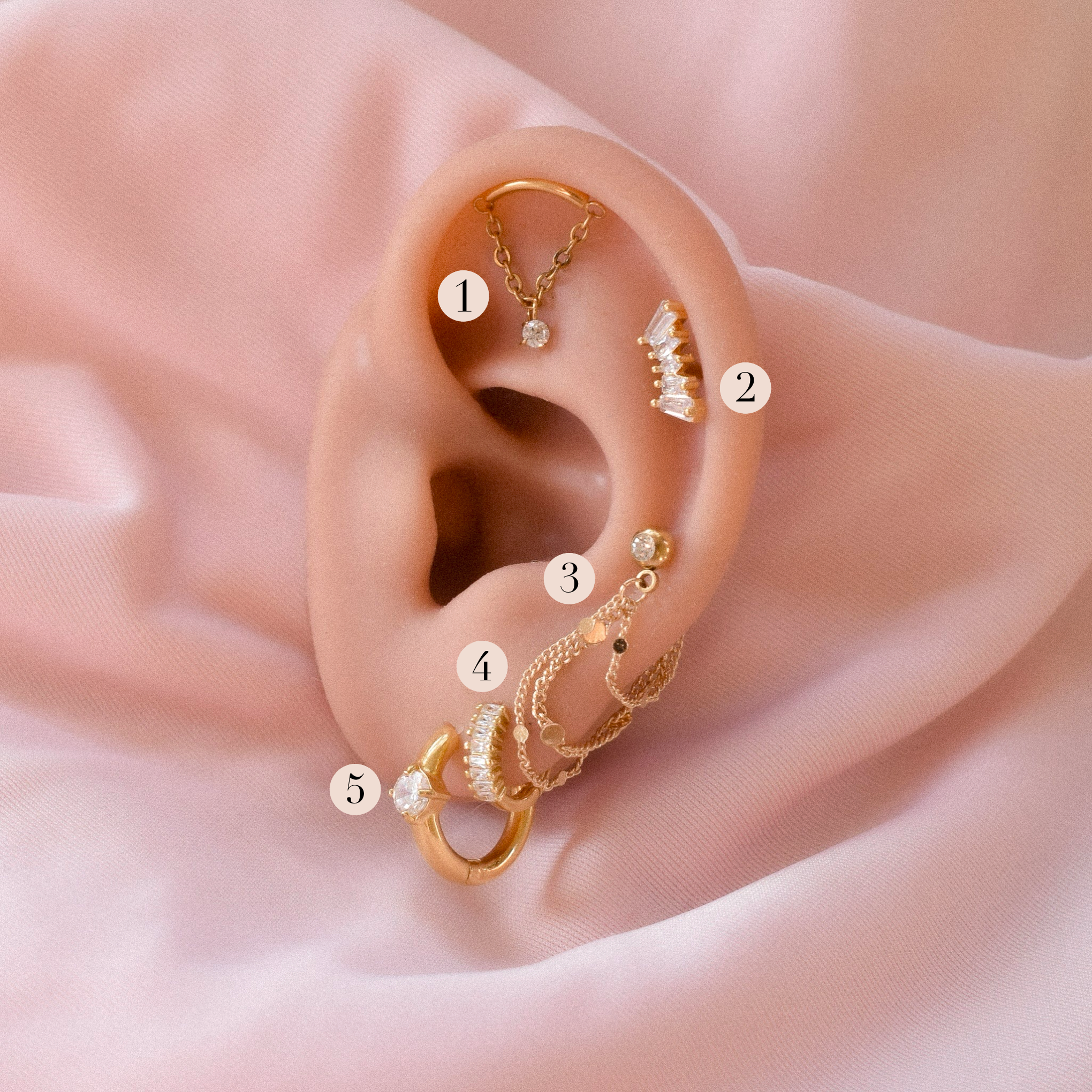 “Zafira” Tiny Cubic Zirconia Earring