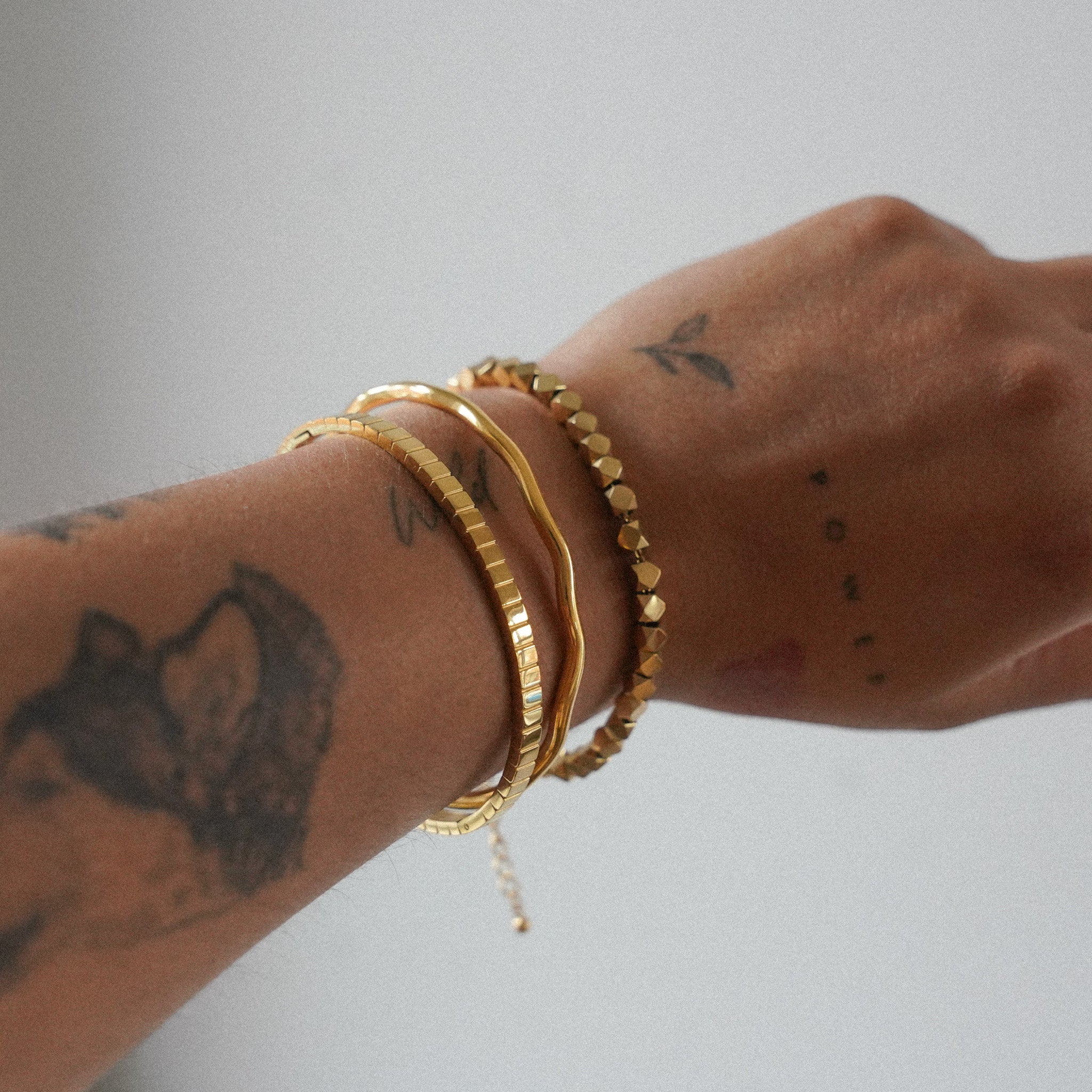 “Inako” Abstract Faceted Bracelet