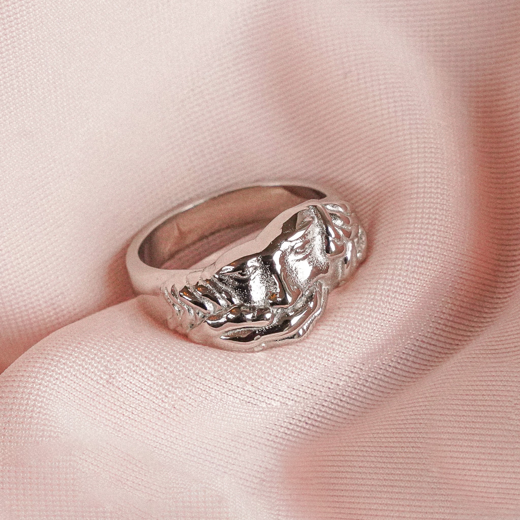 "Silence" Ring