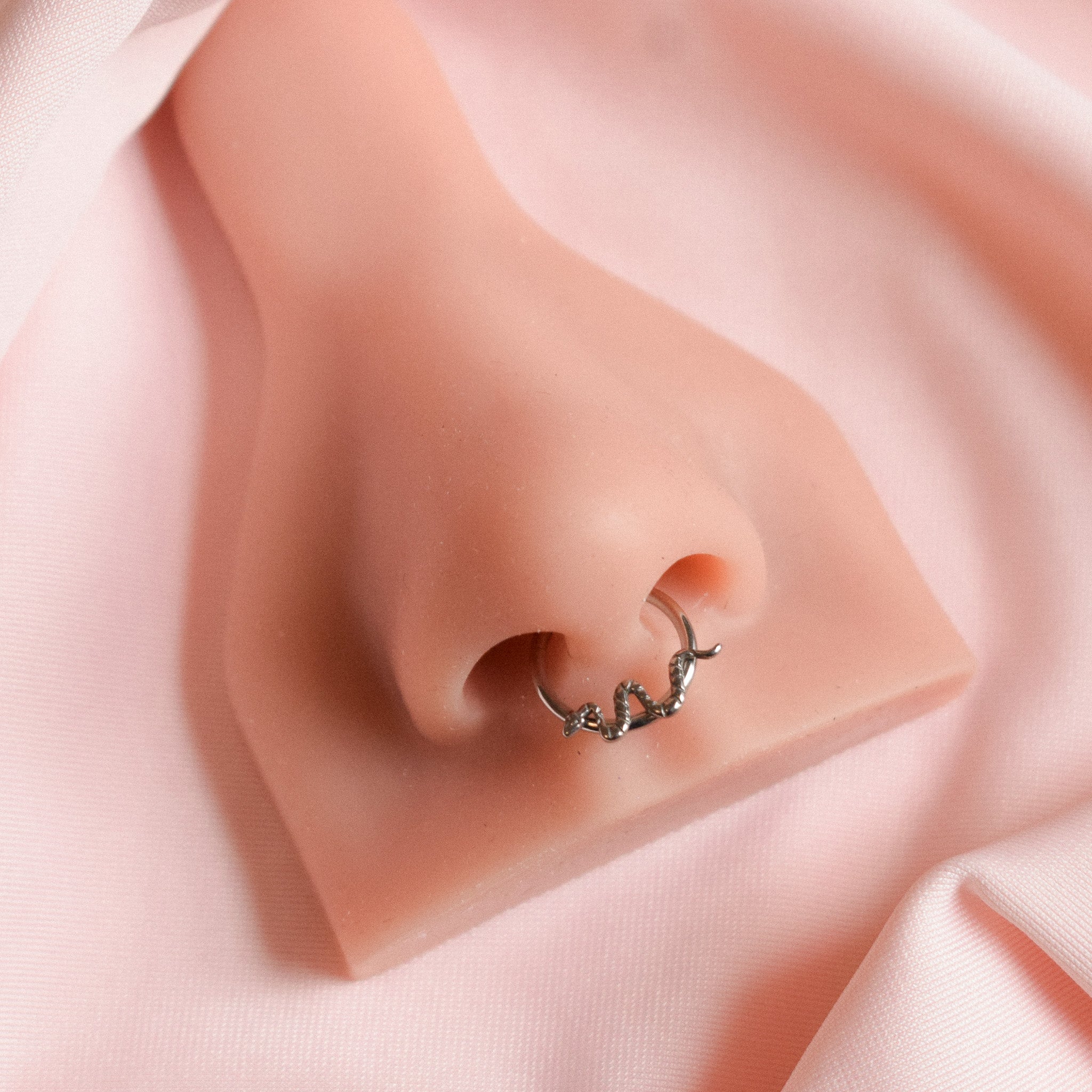 “Narcissus” Snake Silver Septum Ring
