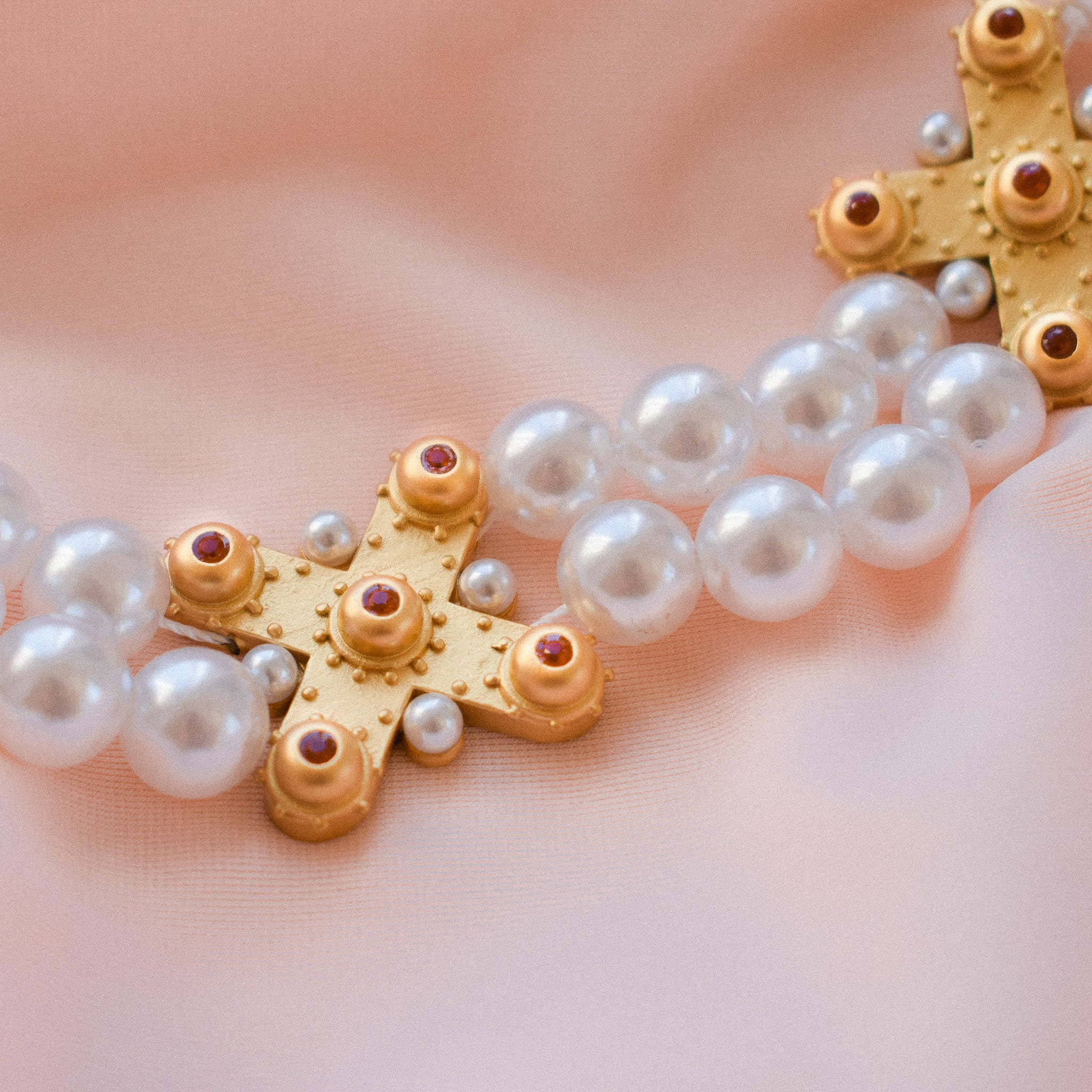 "Dharma" Renaissance Pearl Choker