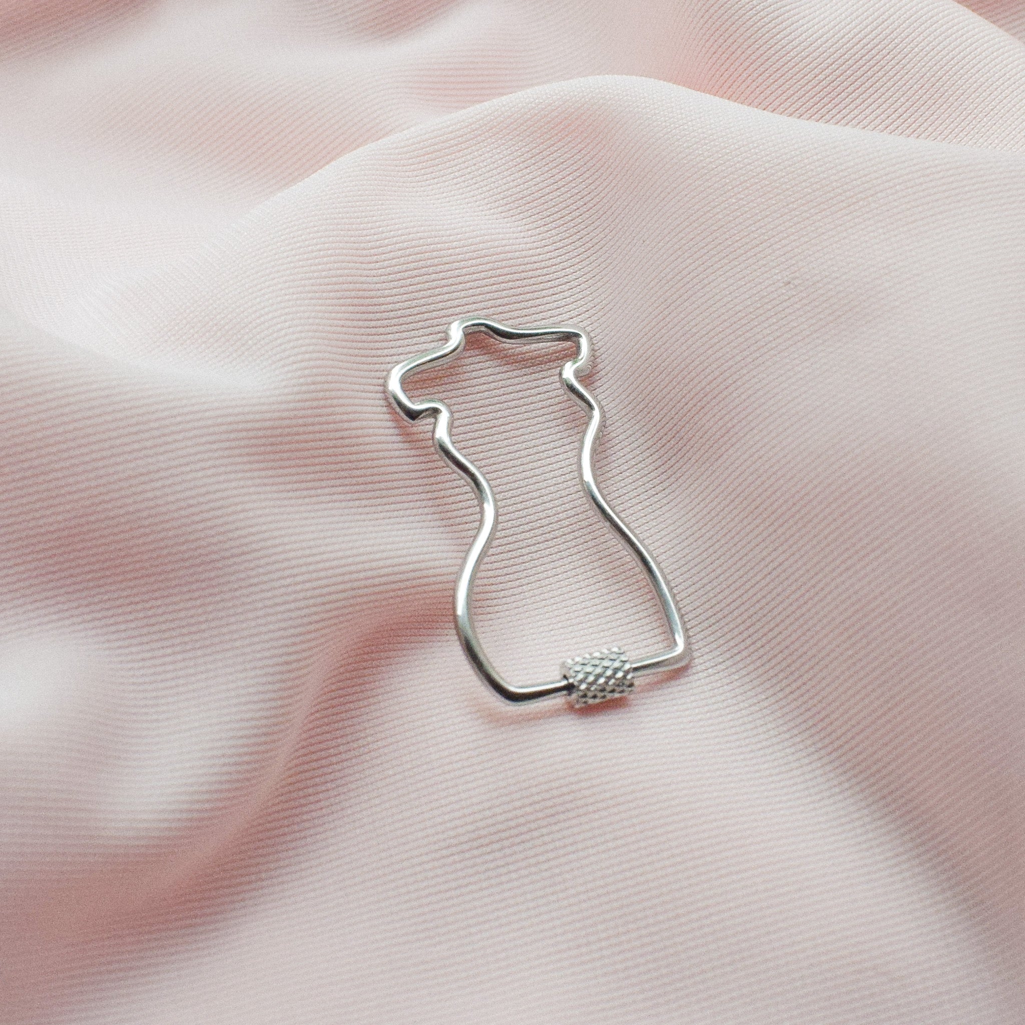 "Female Form" Body carabiner (Preorder)