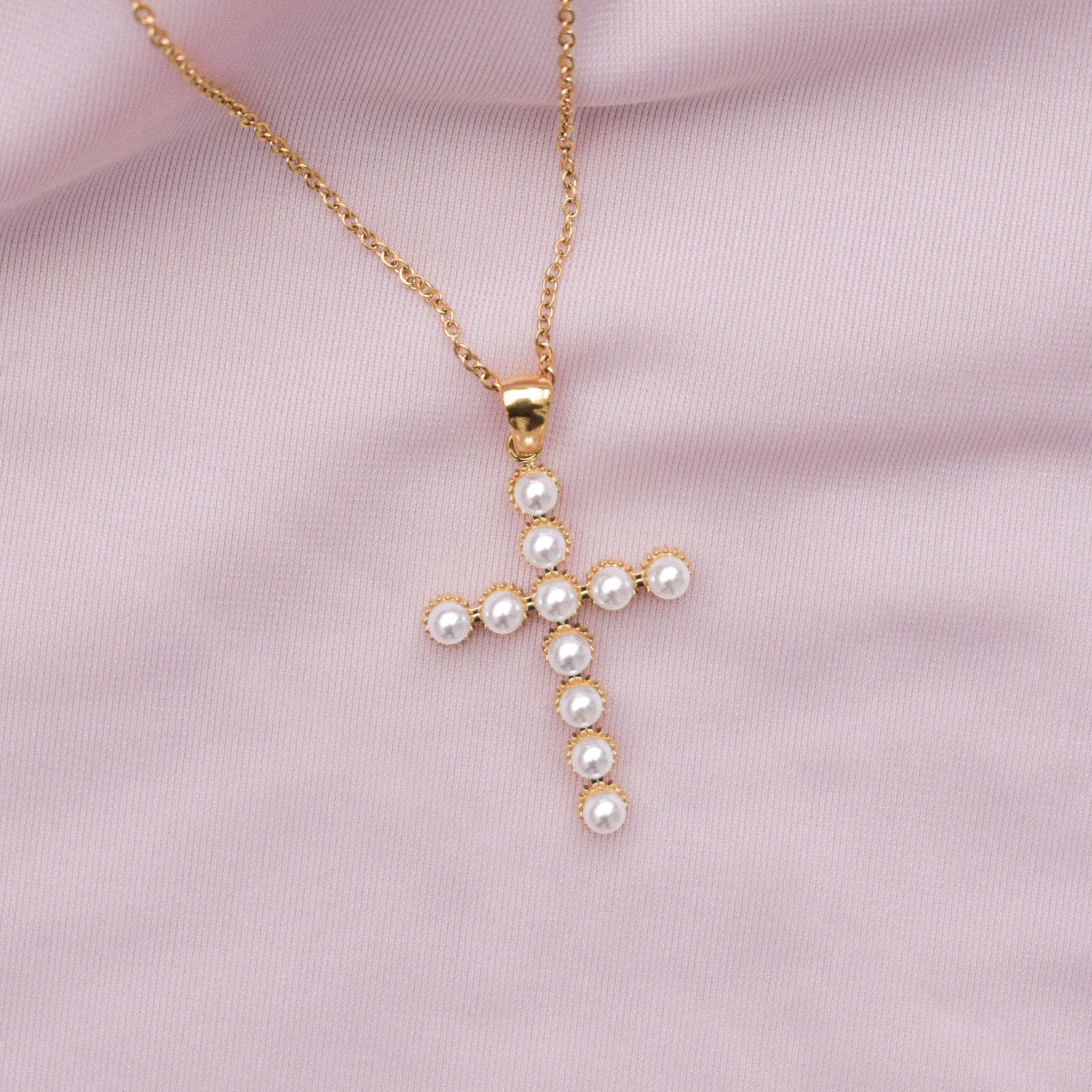 “Jennifer” Cross Necklace