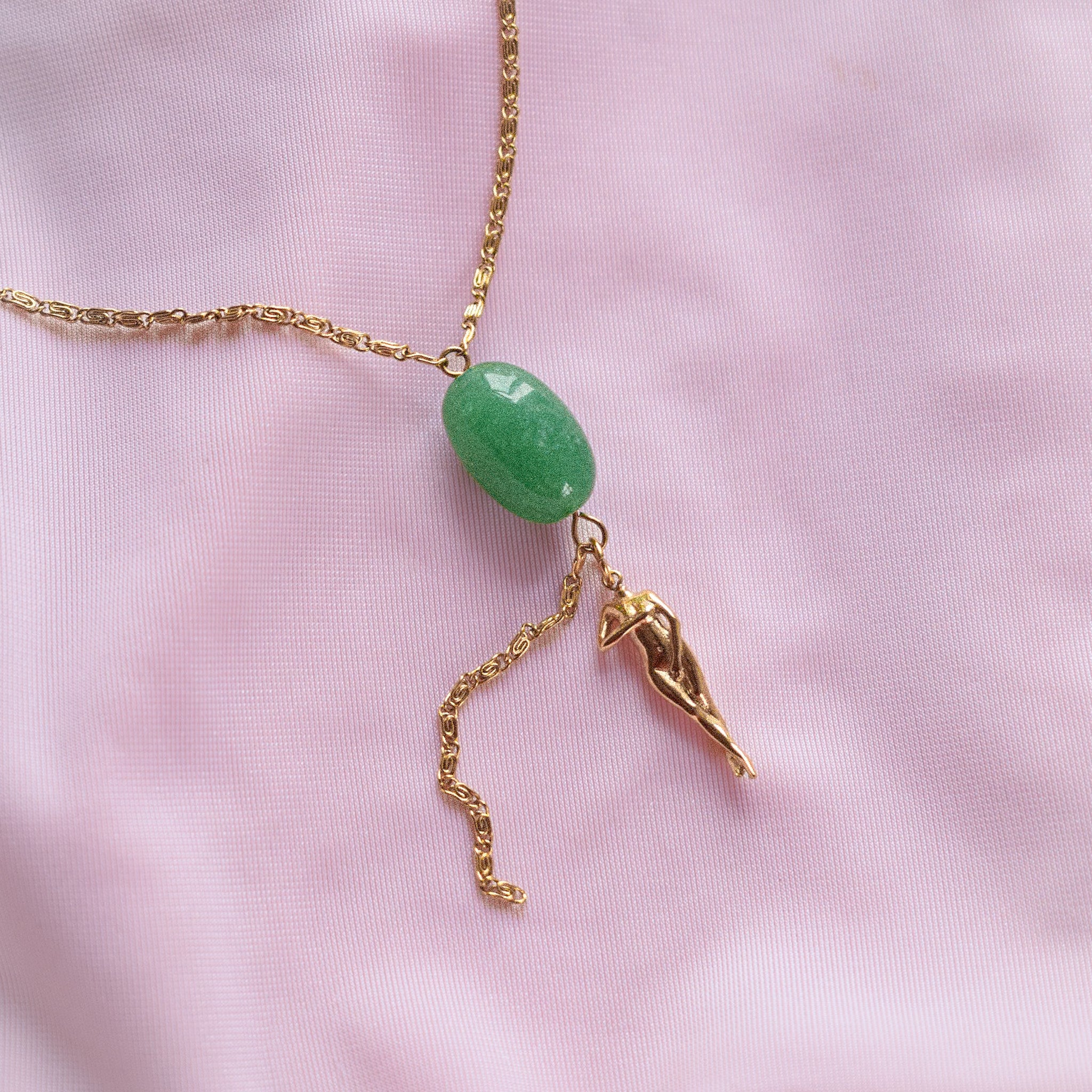 "Virginia" Feminine Green Stone Necklace