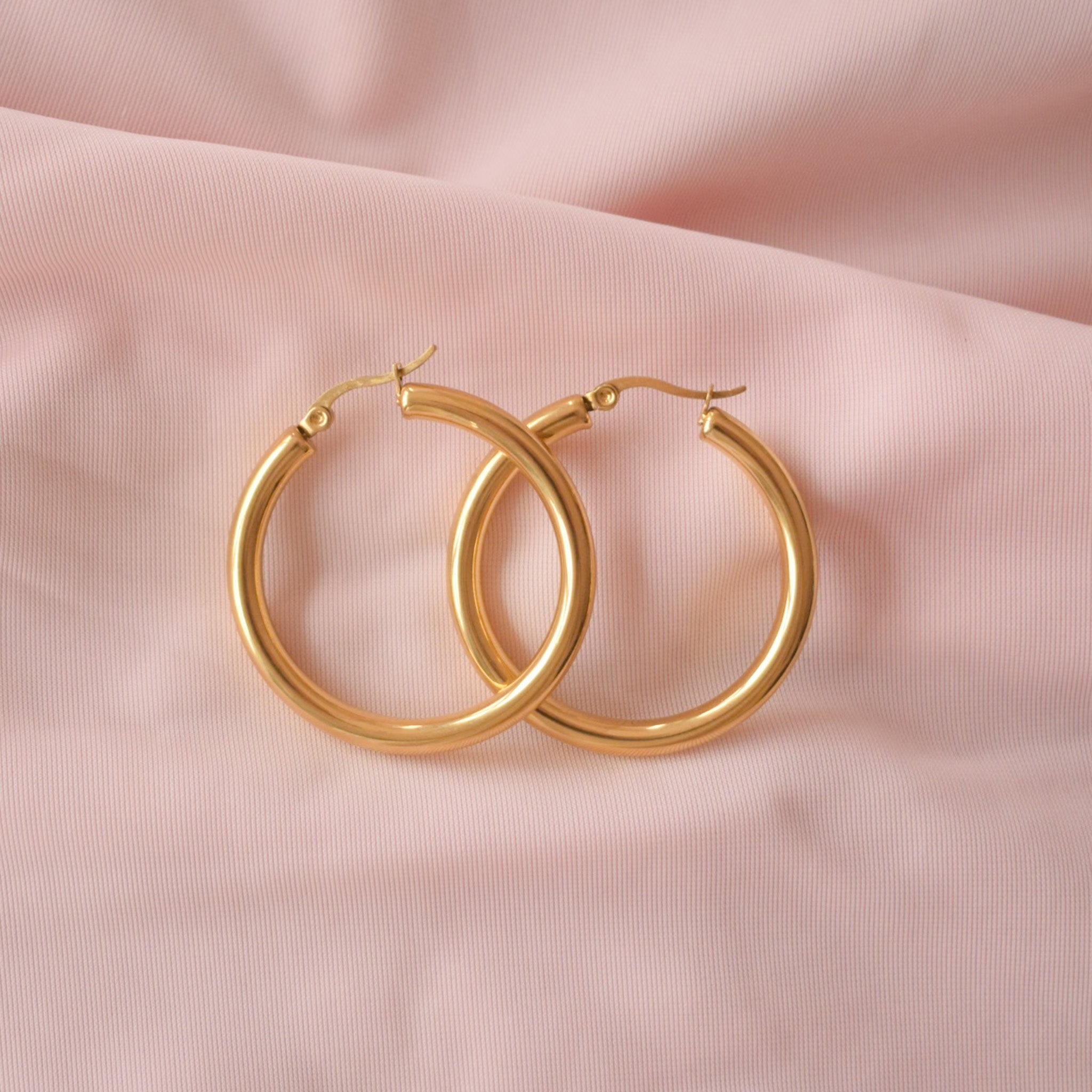 "Vera" Hoop Earrings