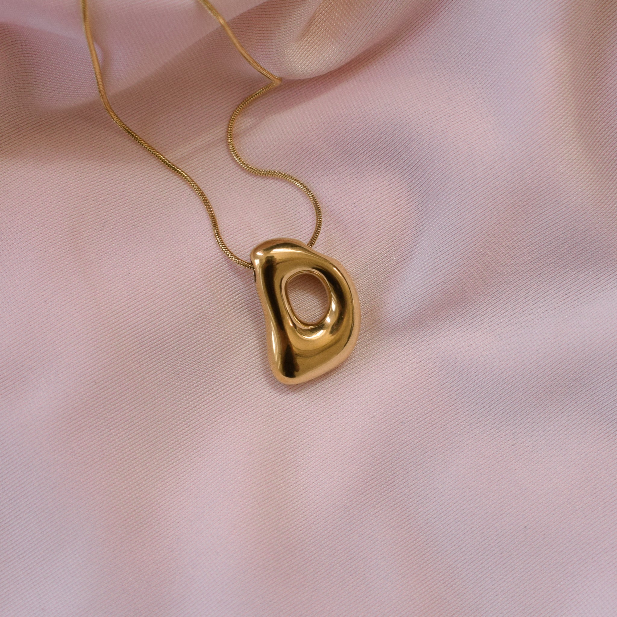 “Jazzy” Bubble Letter Necklace