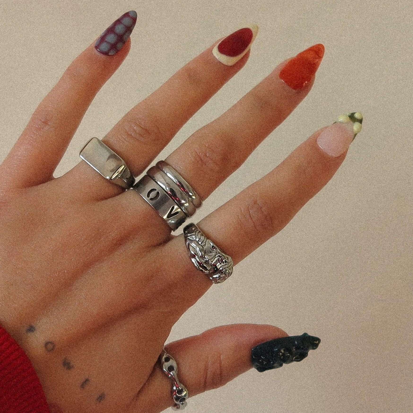 "Silence" Ring