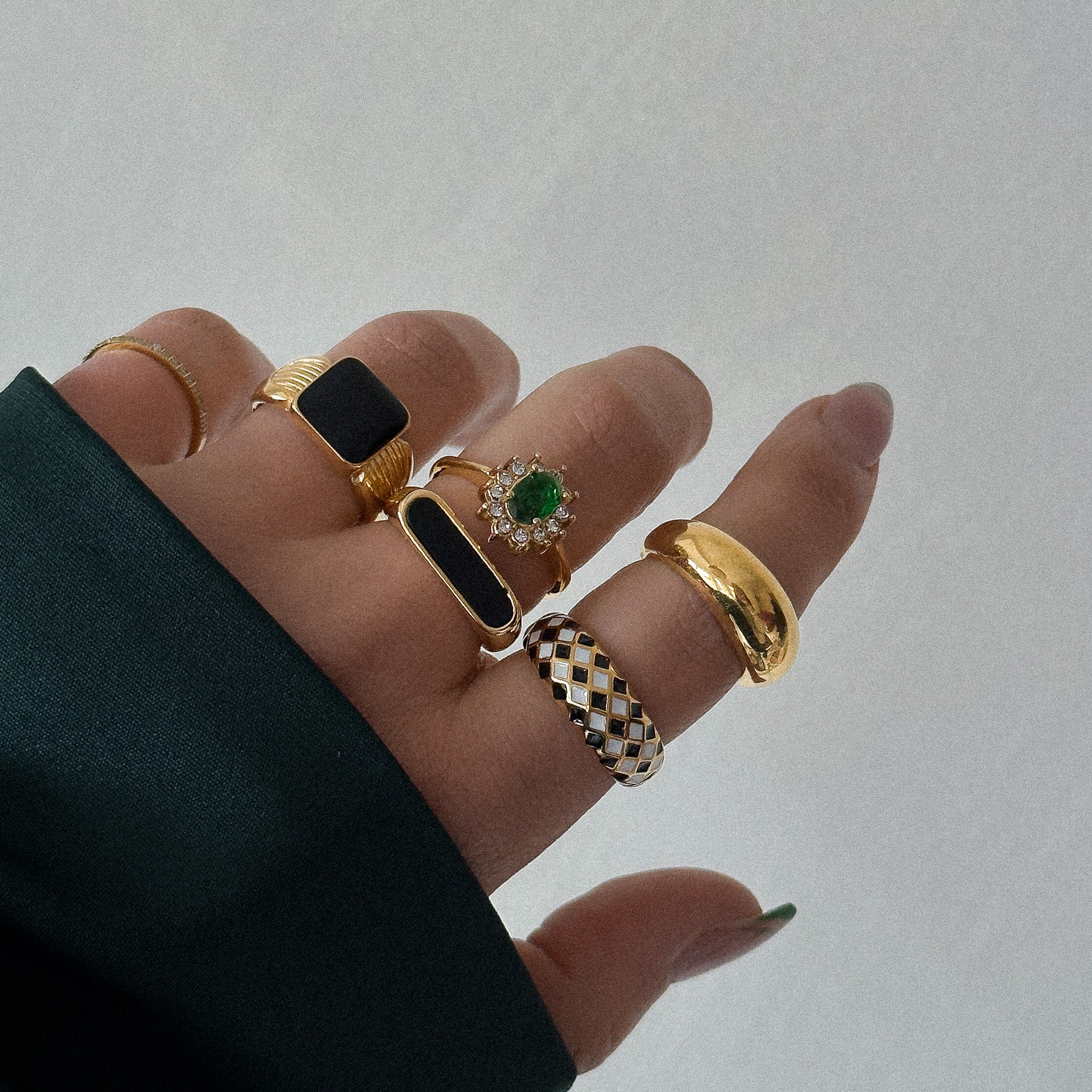 “Noir” Square Patterned Ring