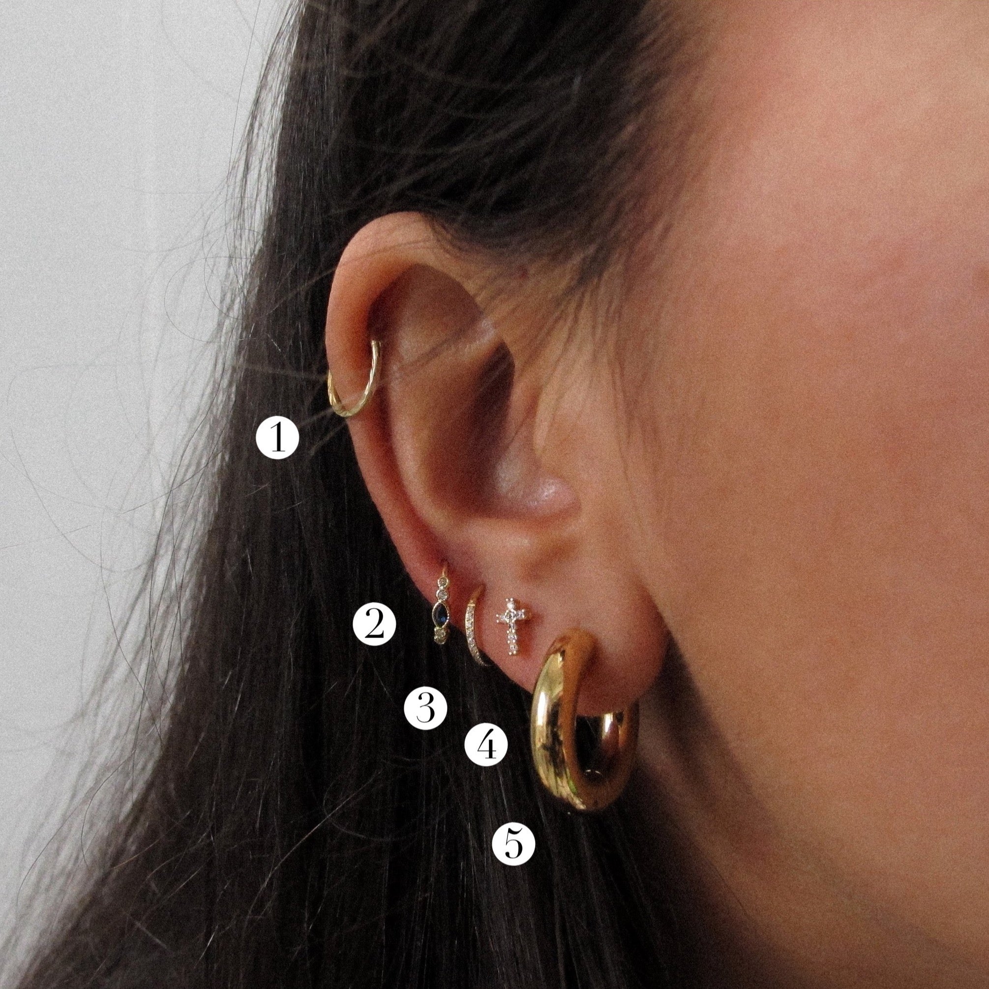 "Aiste” Cross Internally Threaded Labret 16 Gauge