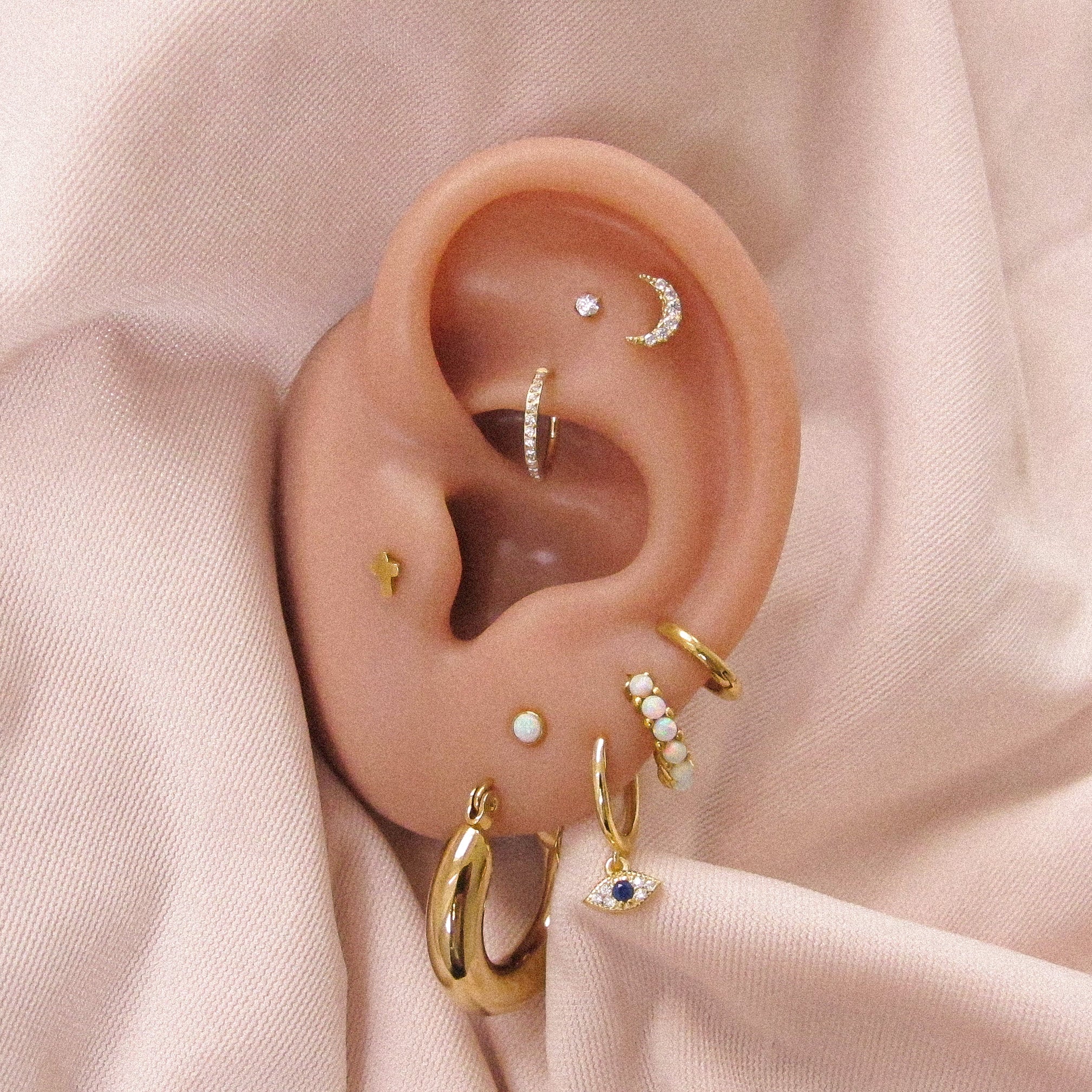 "Violet" Tiny Cross Threaded Labret 16 Gauge