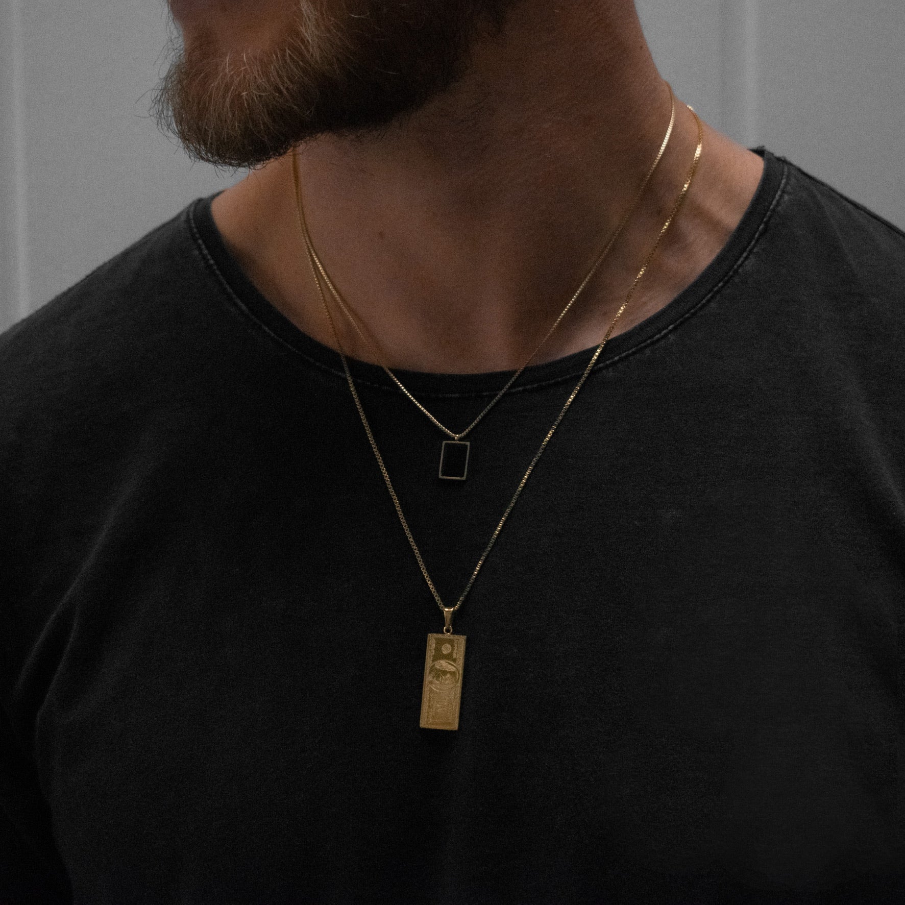 “Claret” Square Necklace