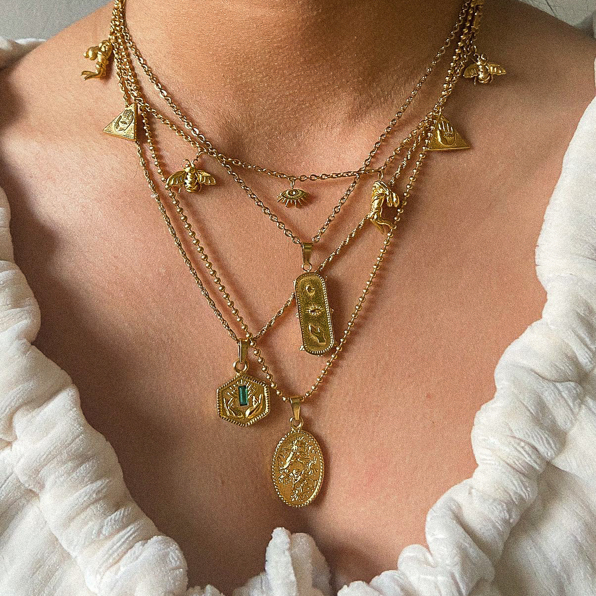 "Zahira" Staggered Choker Necklace