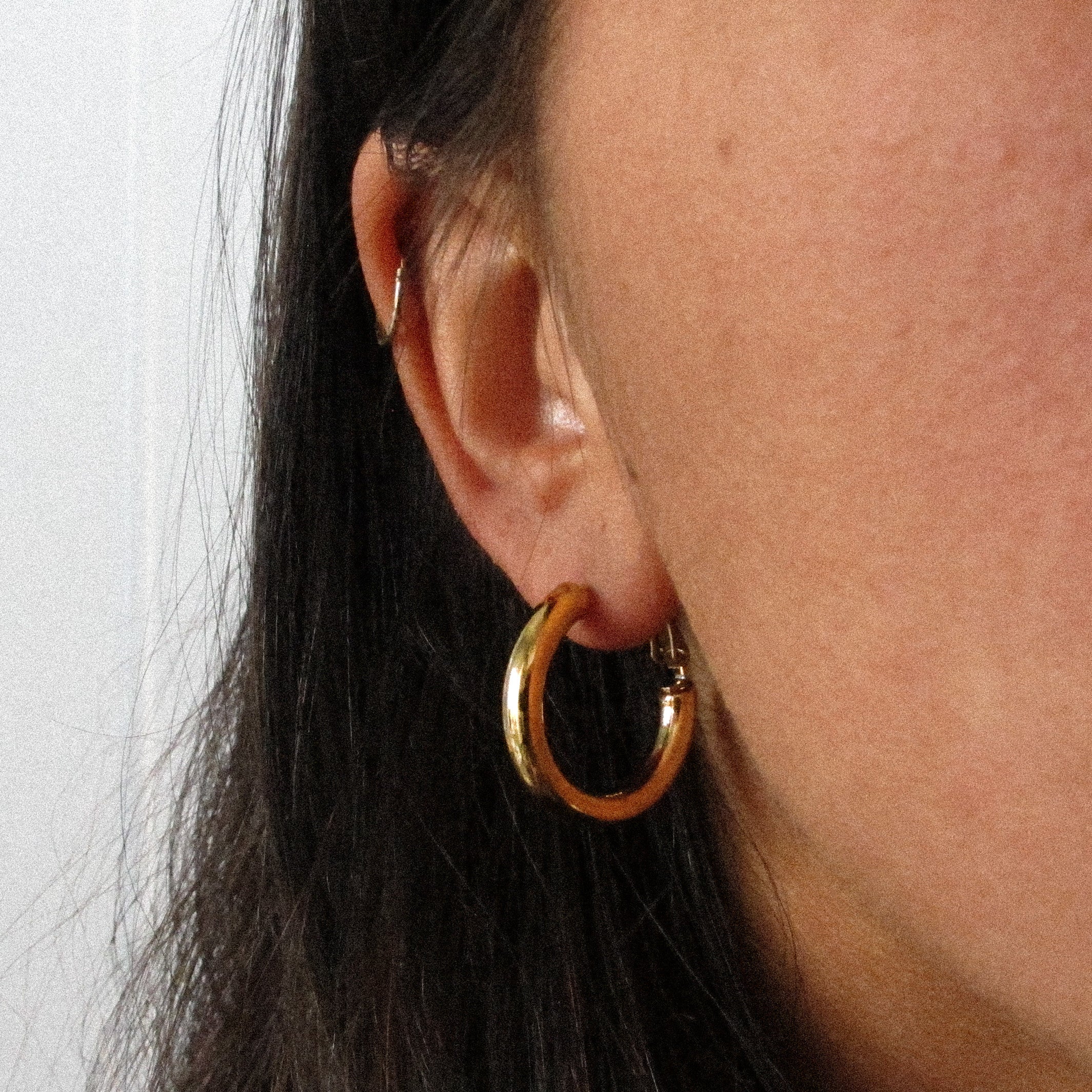 "Sammy" Hoop Earrings