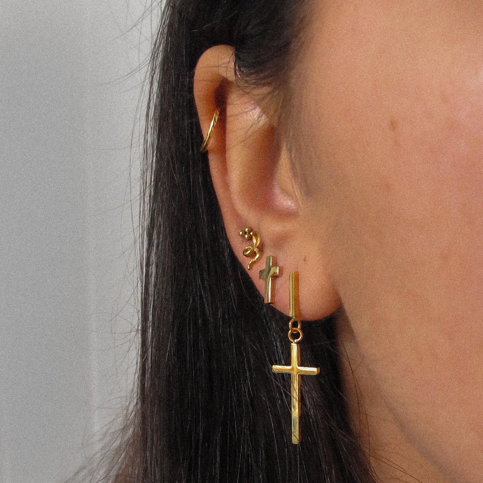“Cobra" Stud Earrings