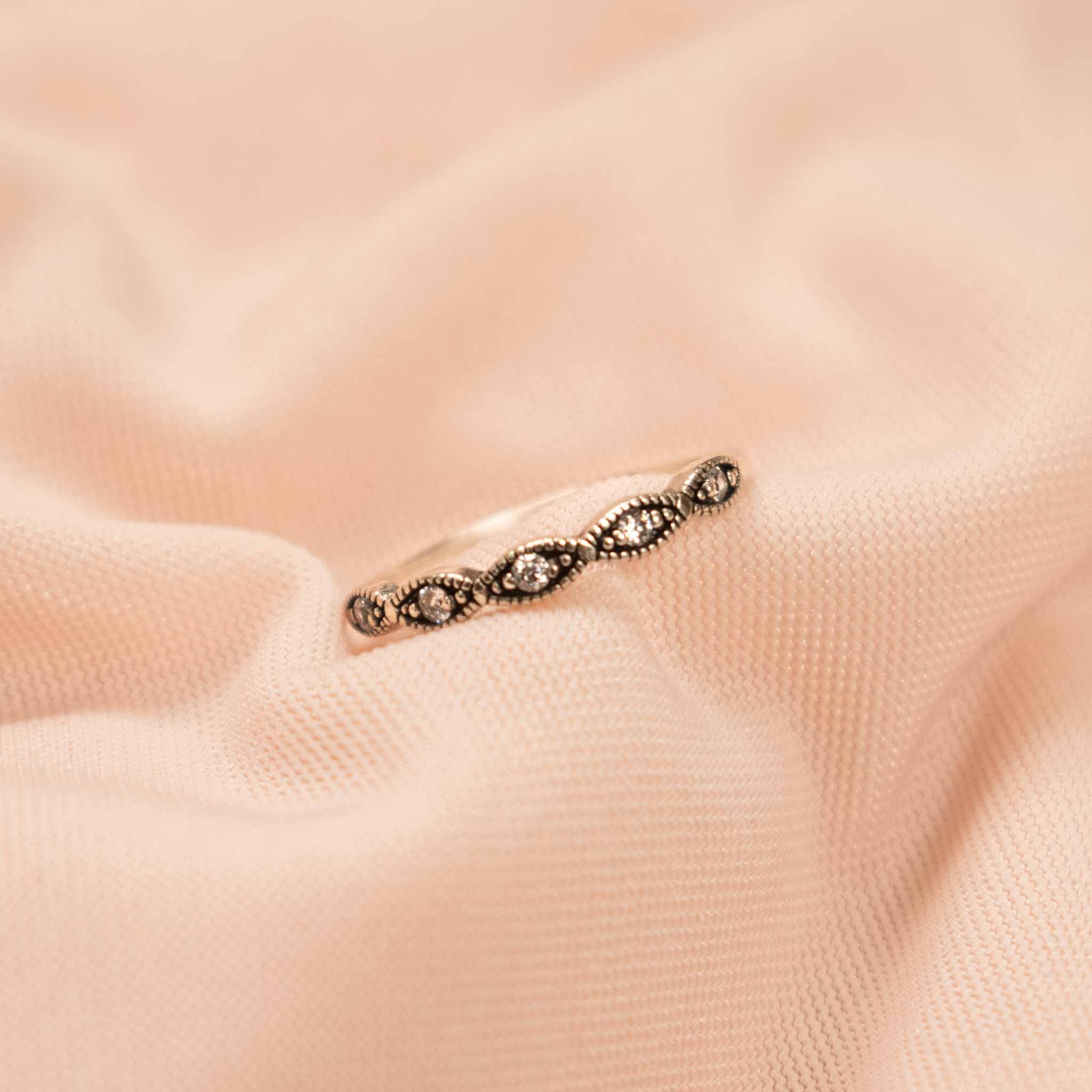 “Klaudia” Cluster Sterling Silver Ring