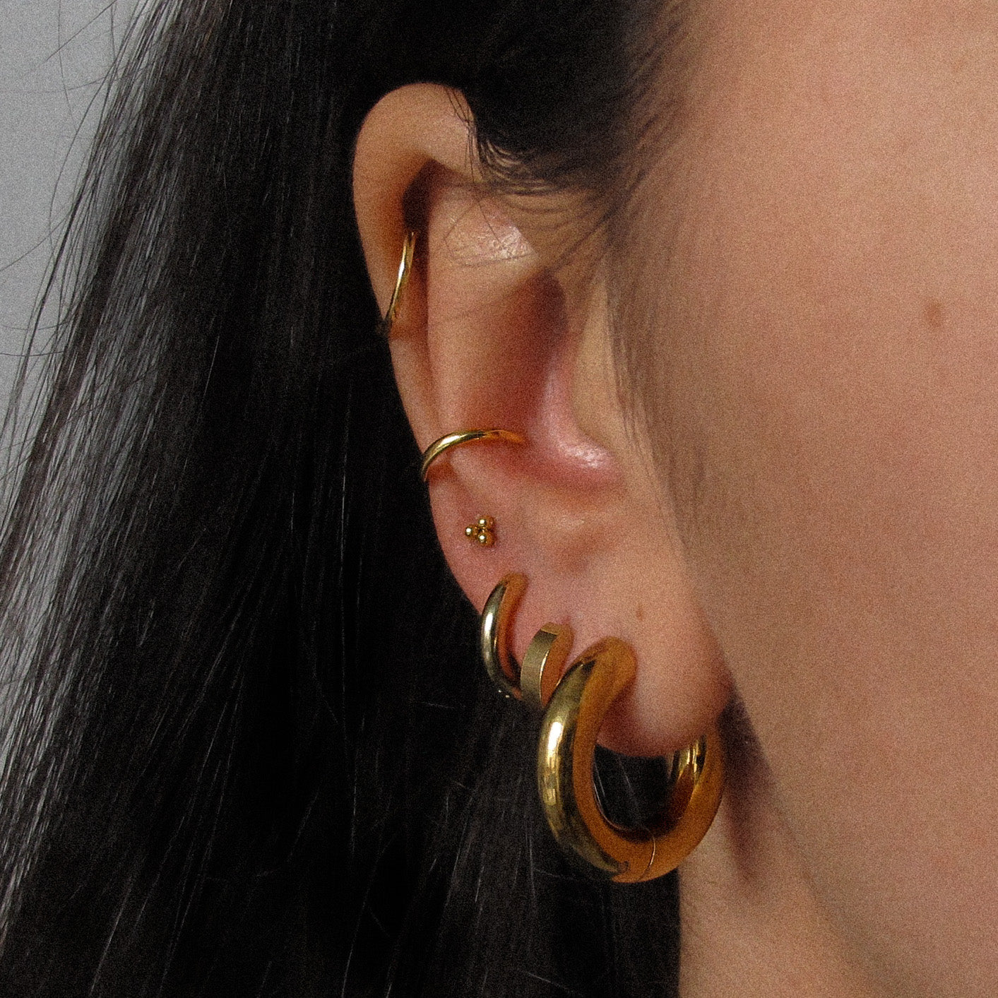 “Lilly” Huggie Earring