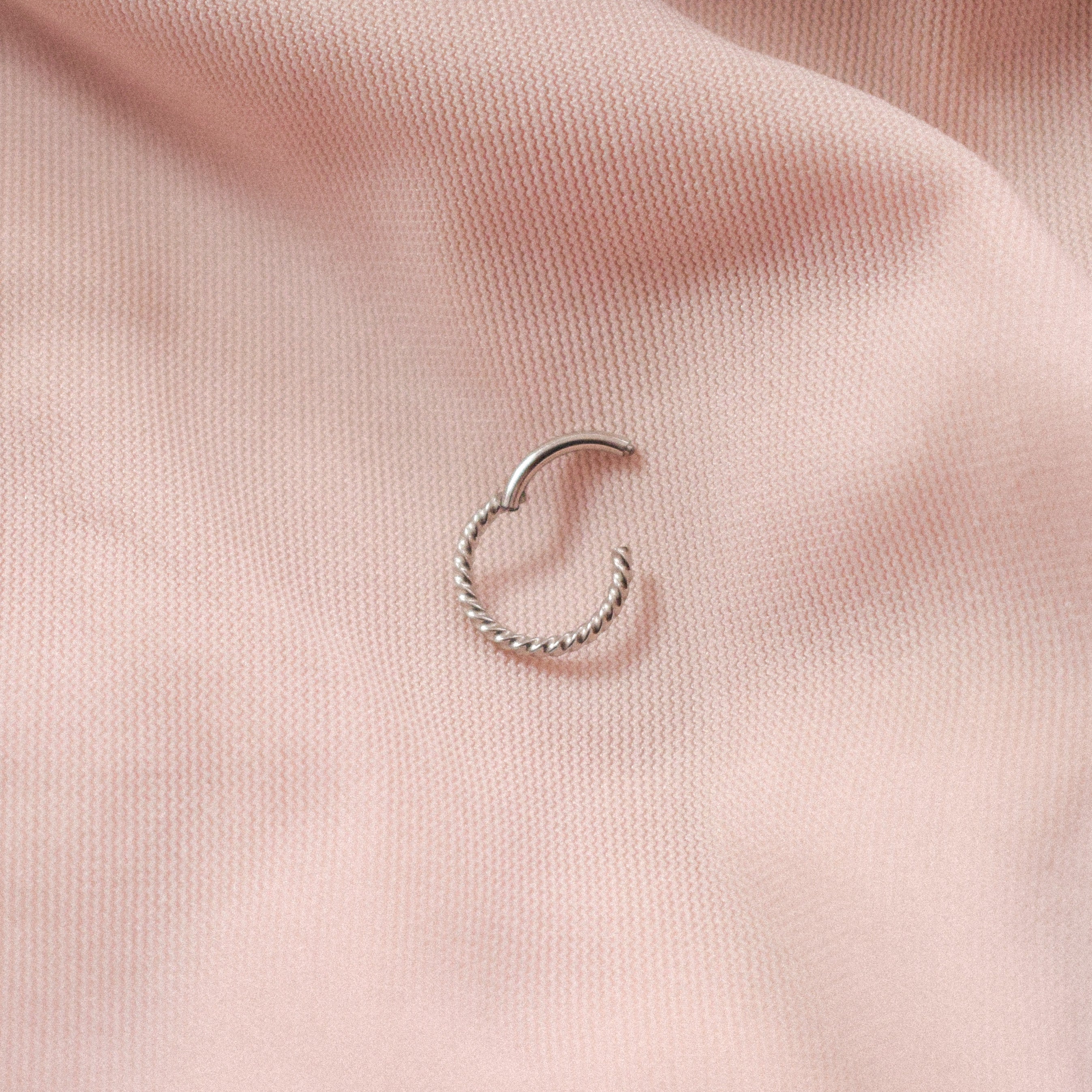 “Emery” Click Hinged Plaited Hoop