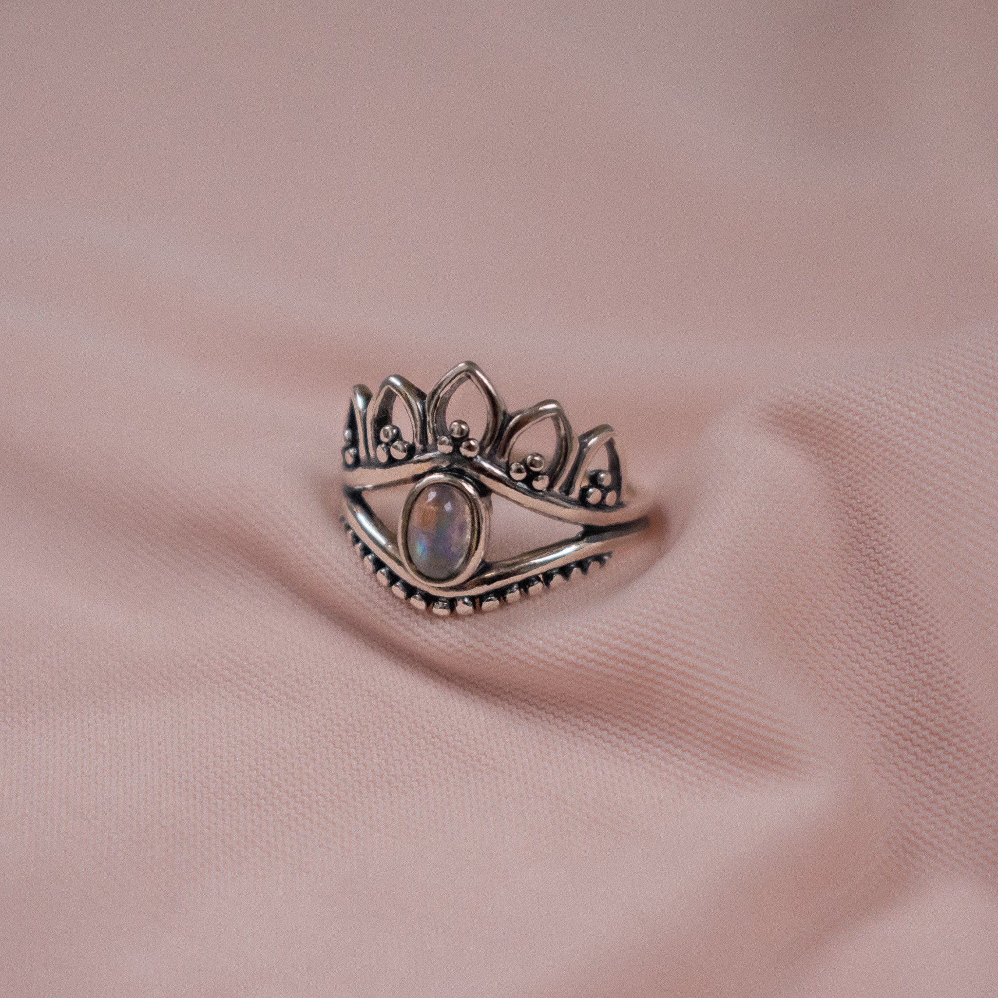 "Iris” Sterling Silver Moonstone Ring