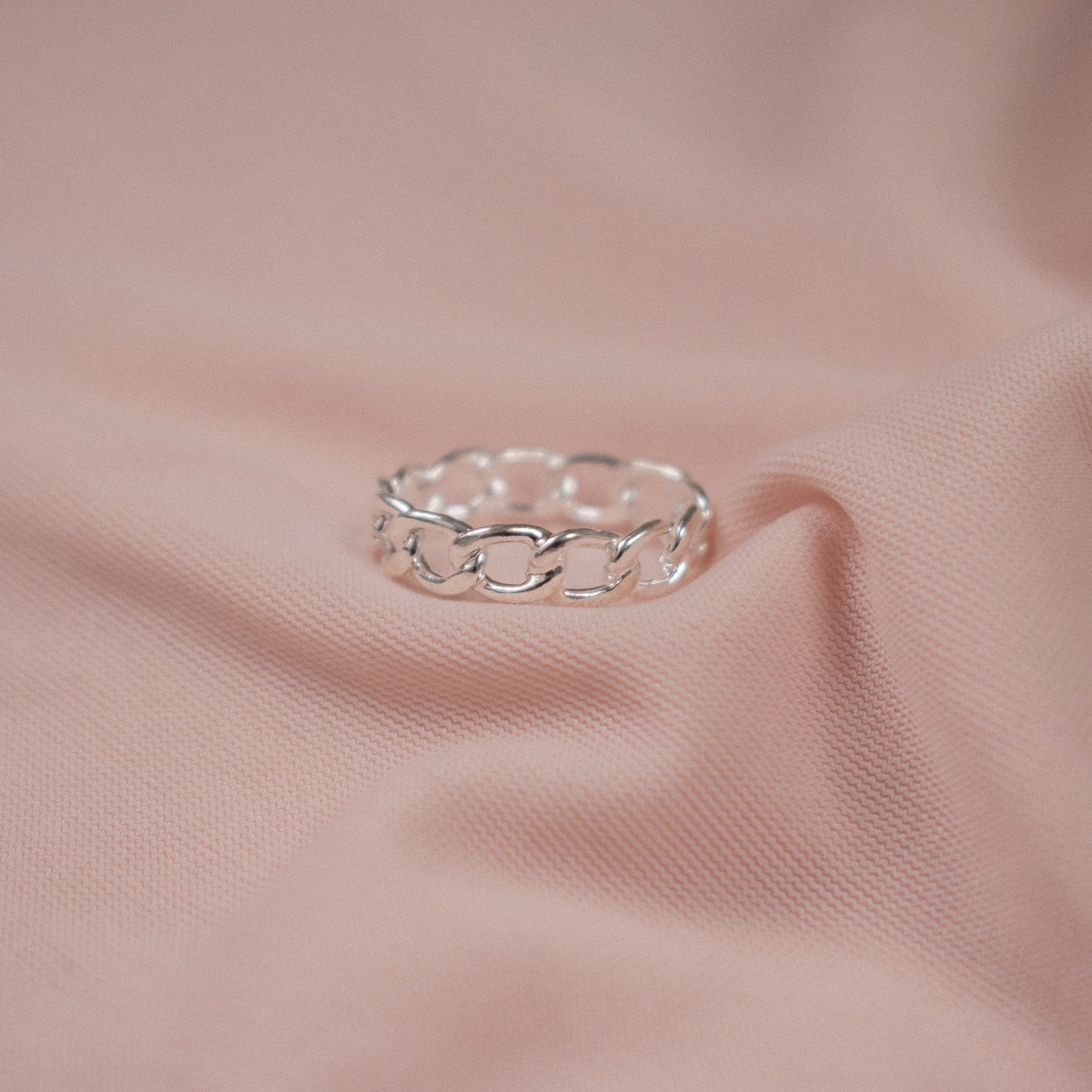 “Oleta” Chain Ring