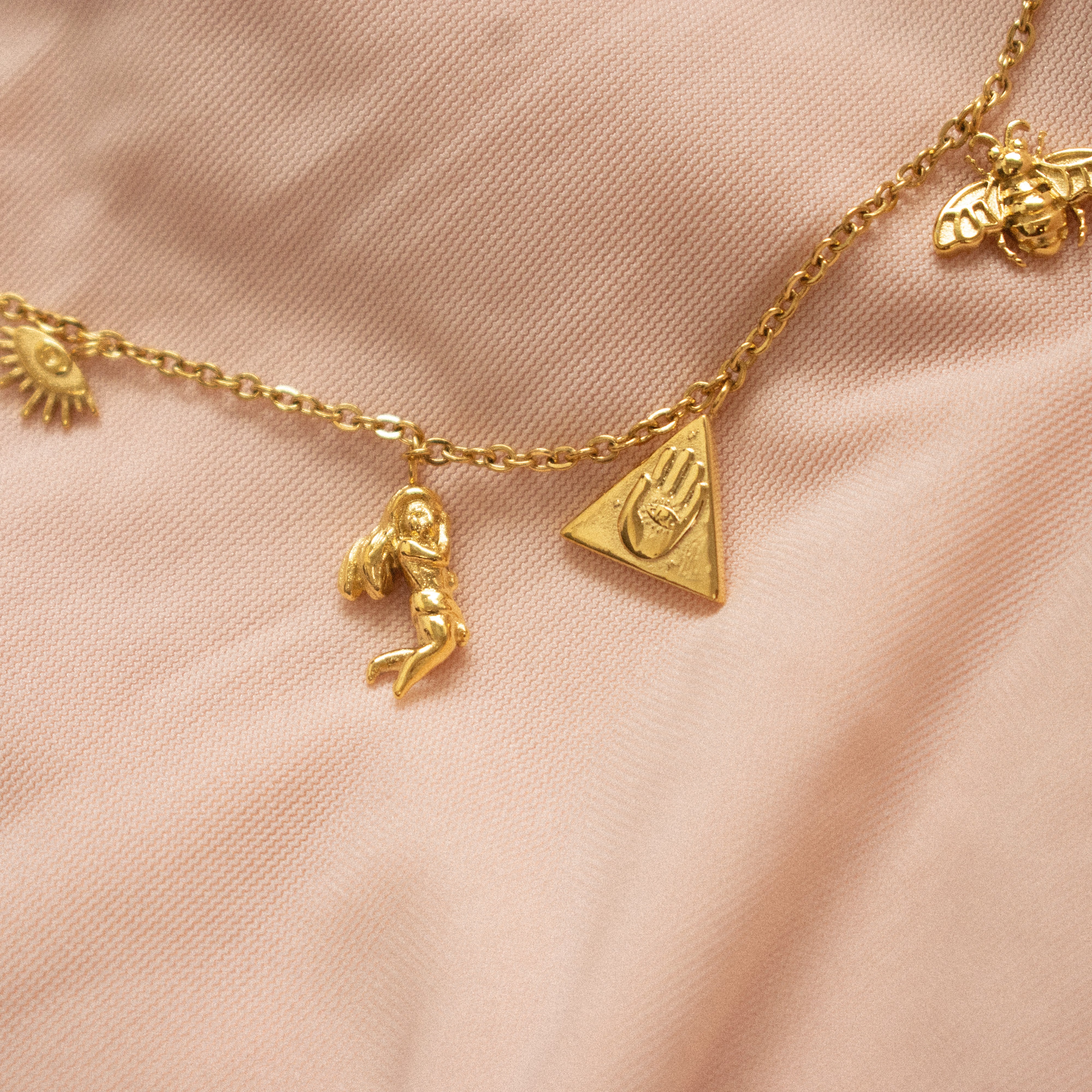 "Zahira" Staggered Choker Necklace