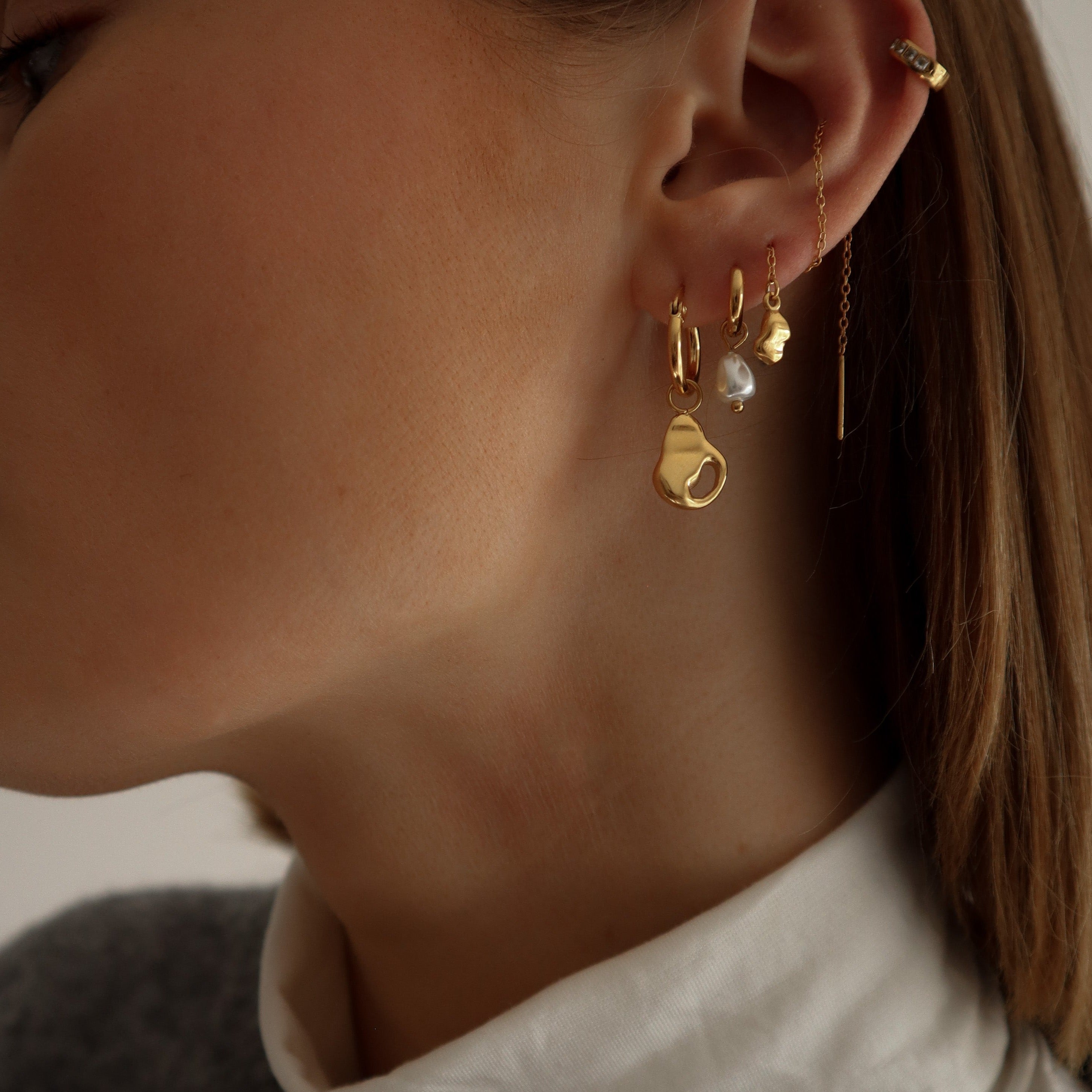"Petra" Molten Threader Earring