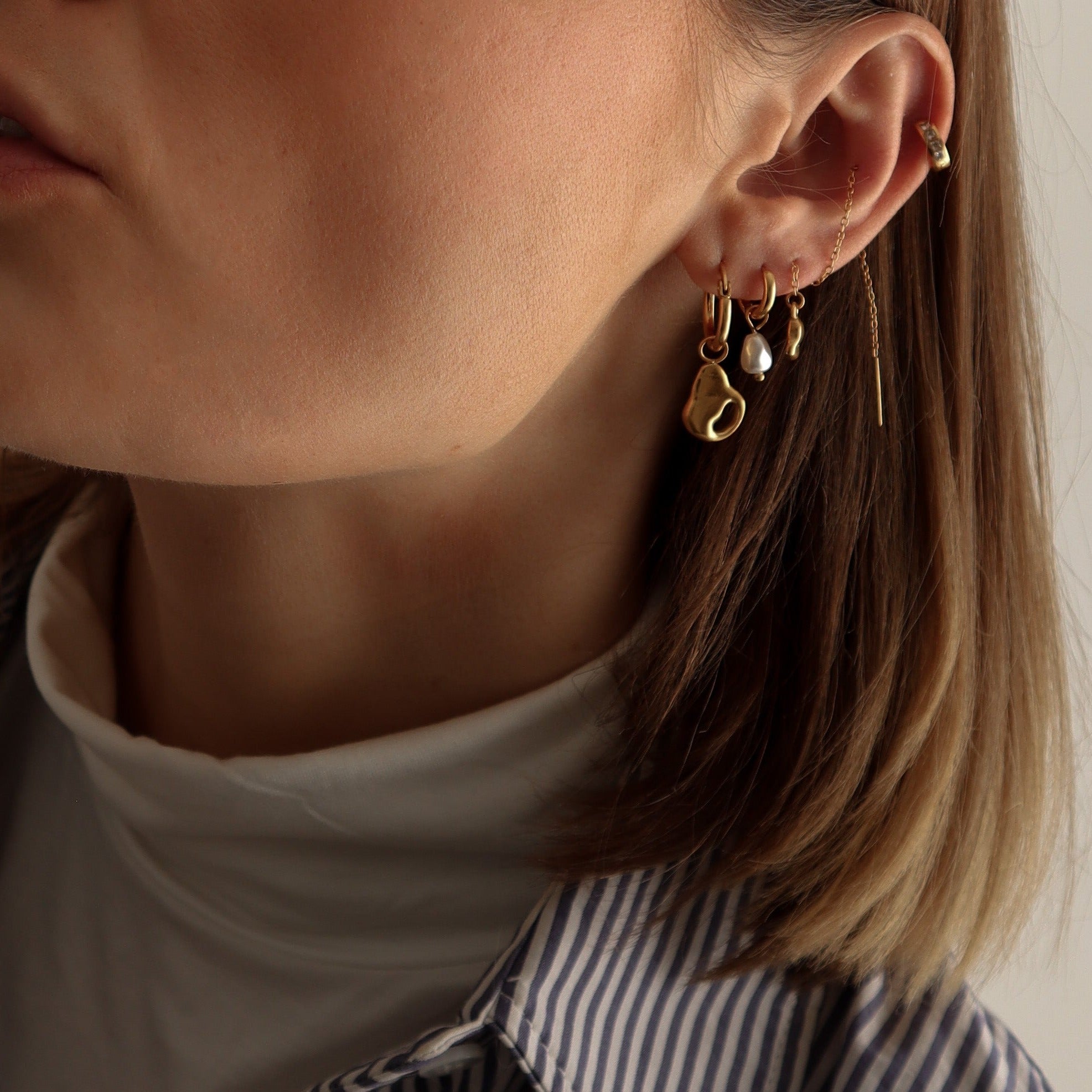 "Petra" Molten Threader Earring