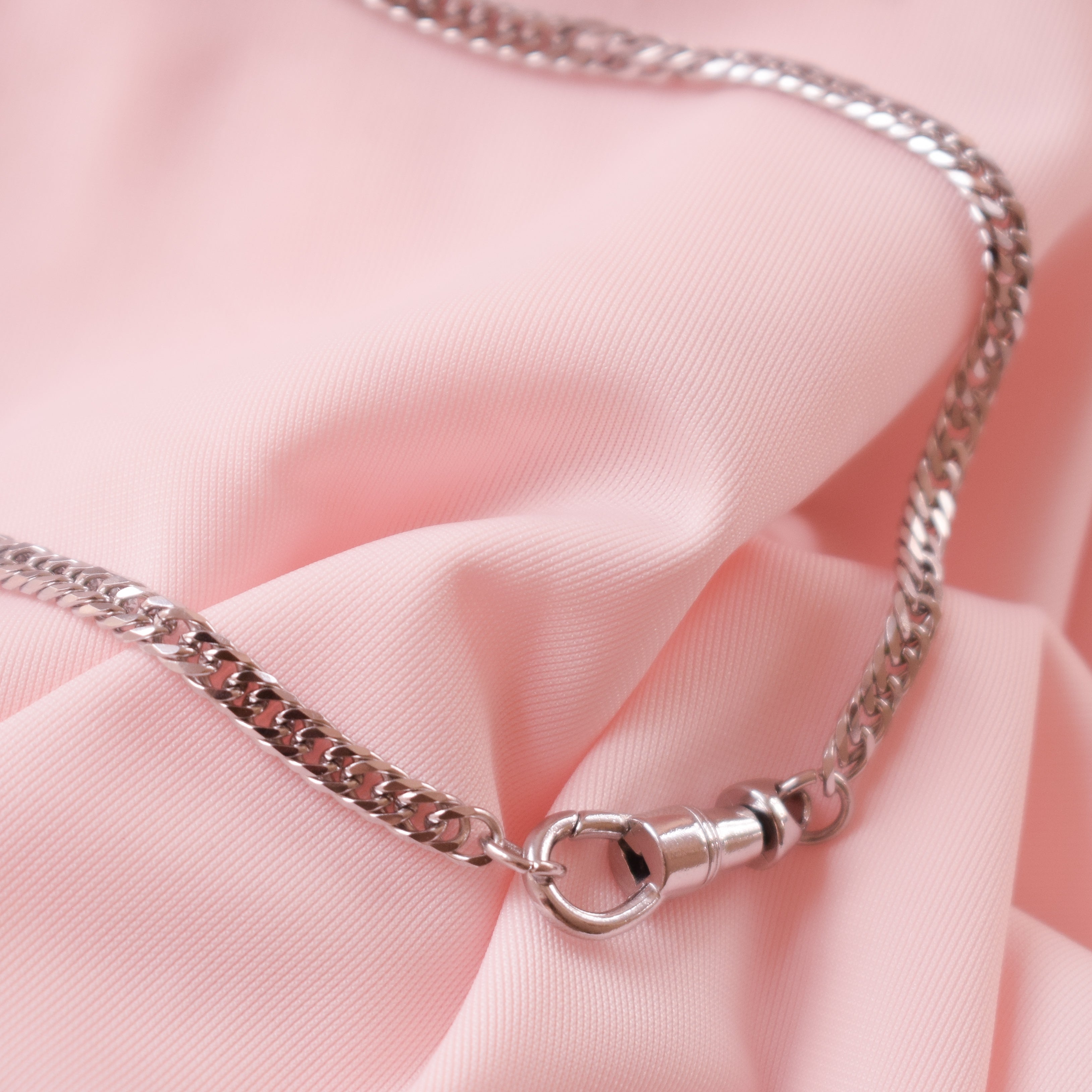 Adjustable Curb Chain