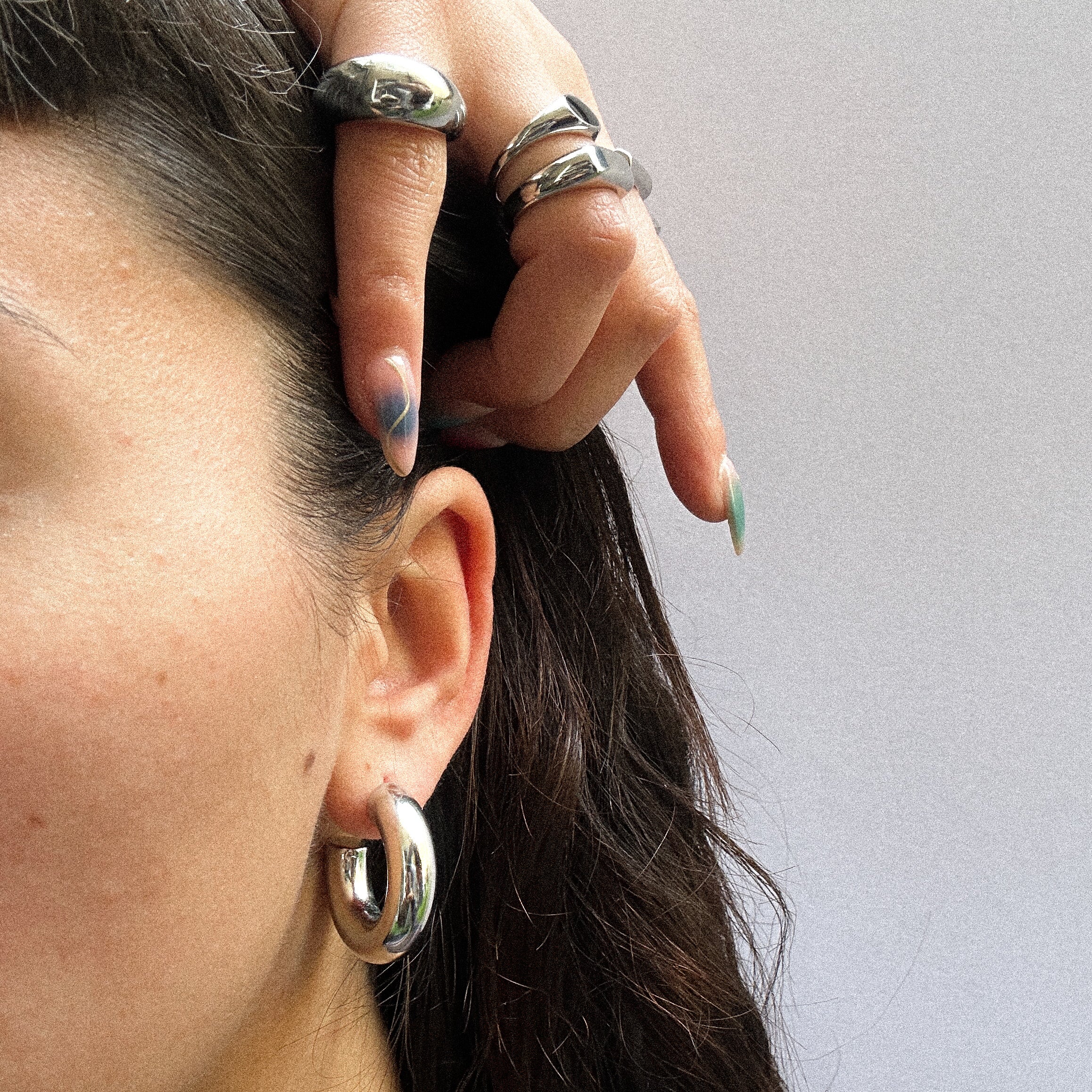 "Valeria" Chunky Hoop Earrings