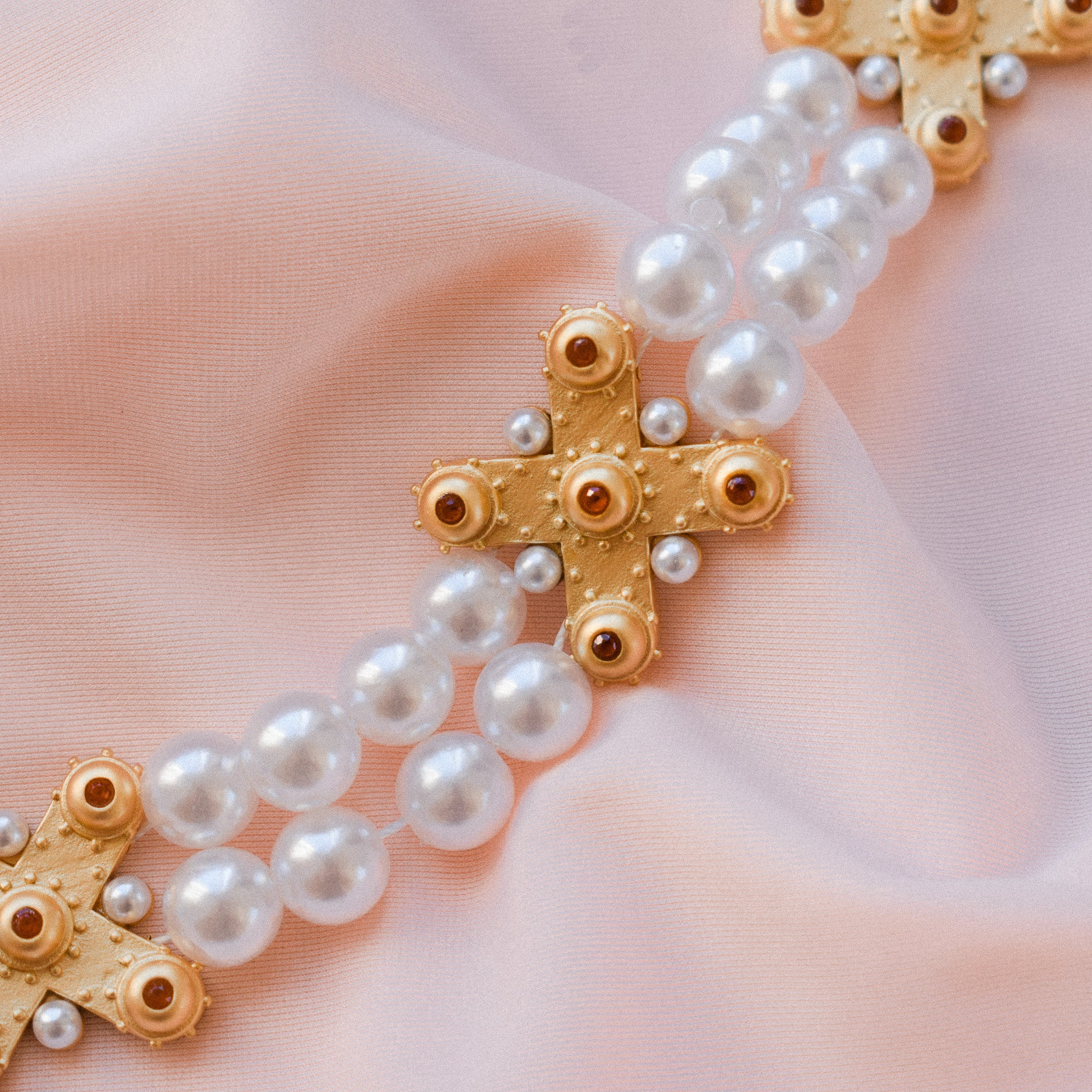 "Dharma" Renaissance Pearl Choker