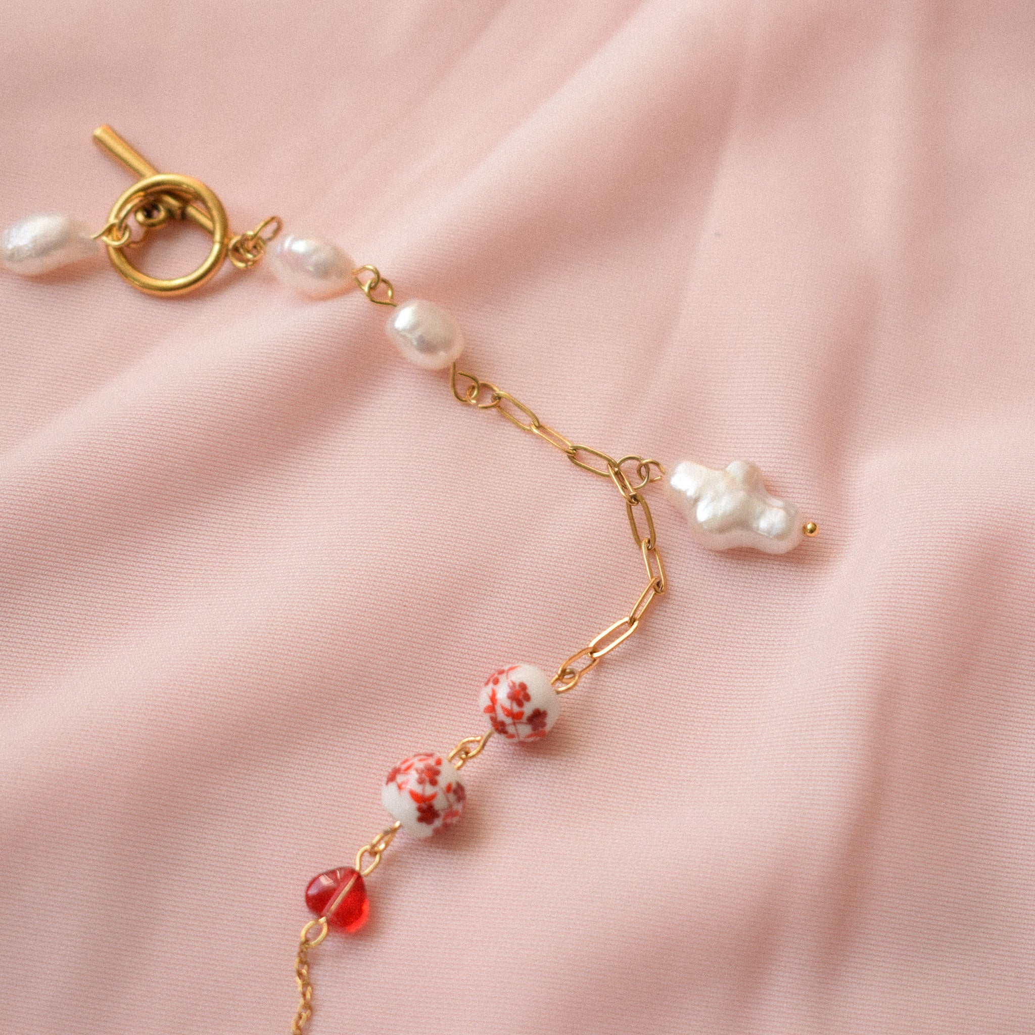 "Renee” Pearl Floral Necklace