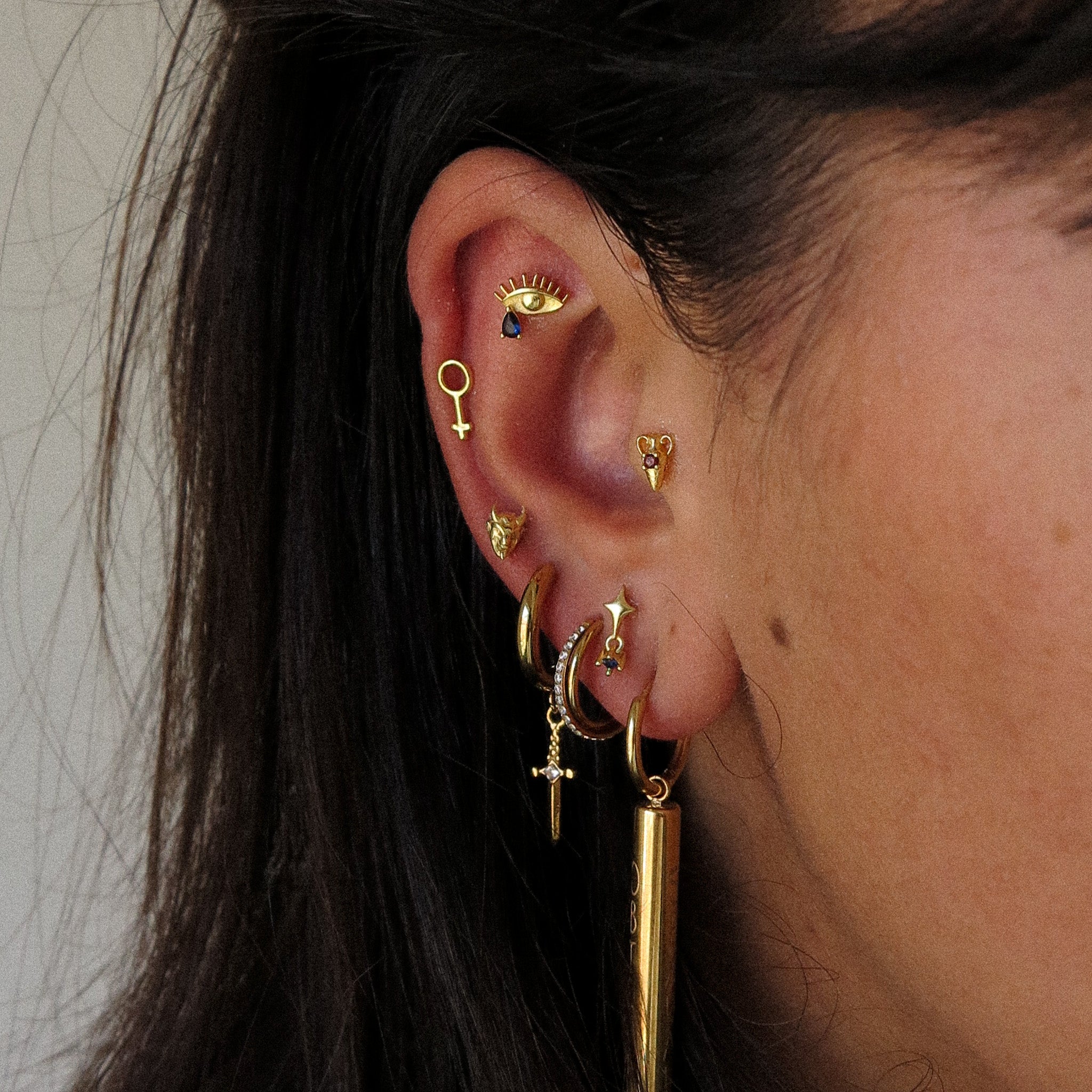 “Blue” Tiny Eye Earring