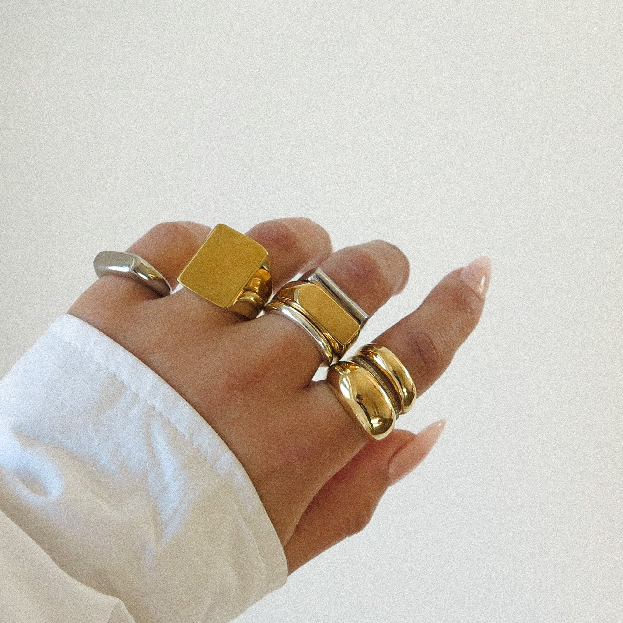 "Holly" Signet Ring