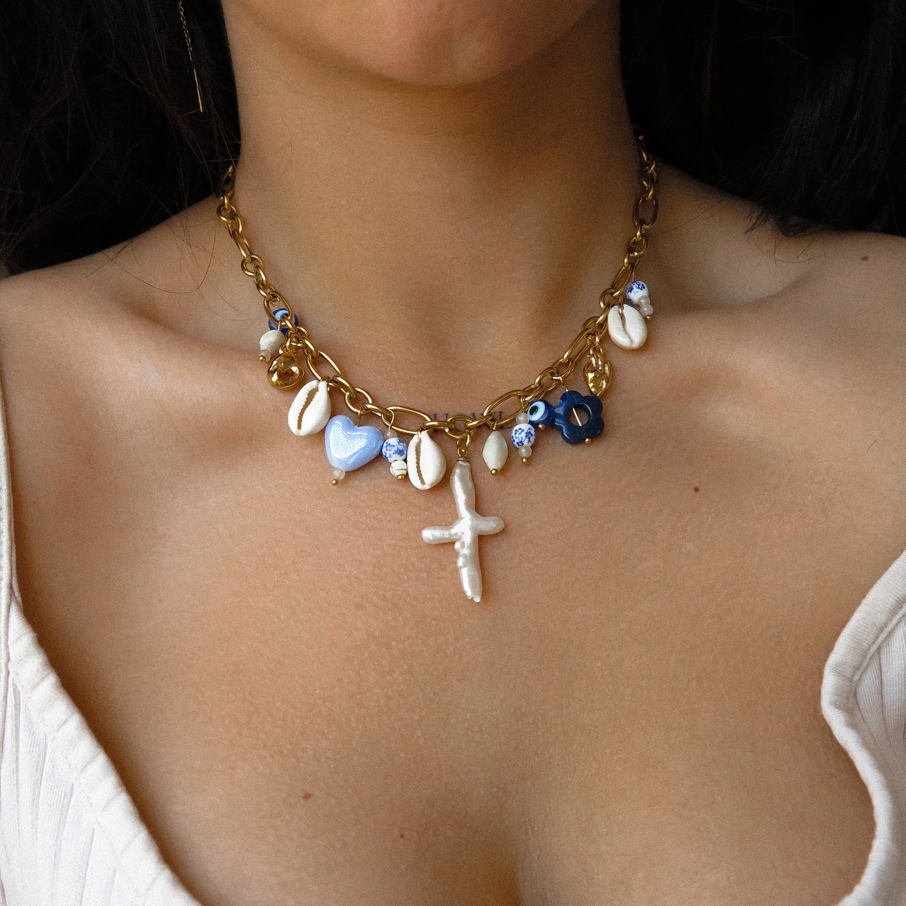 "Maray” Shell Charm Necklace