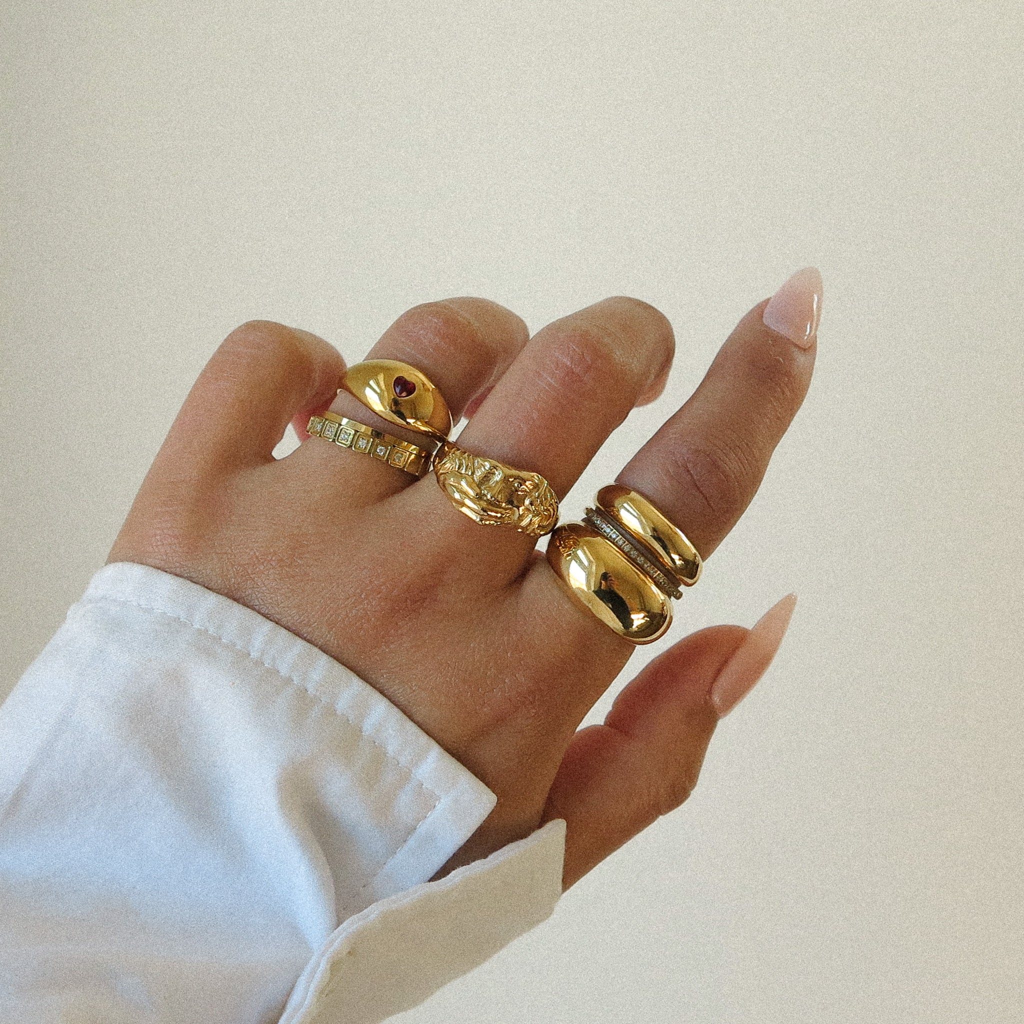 “Hella” Bubble Ring