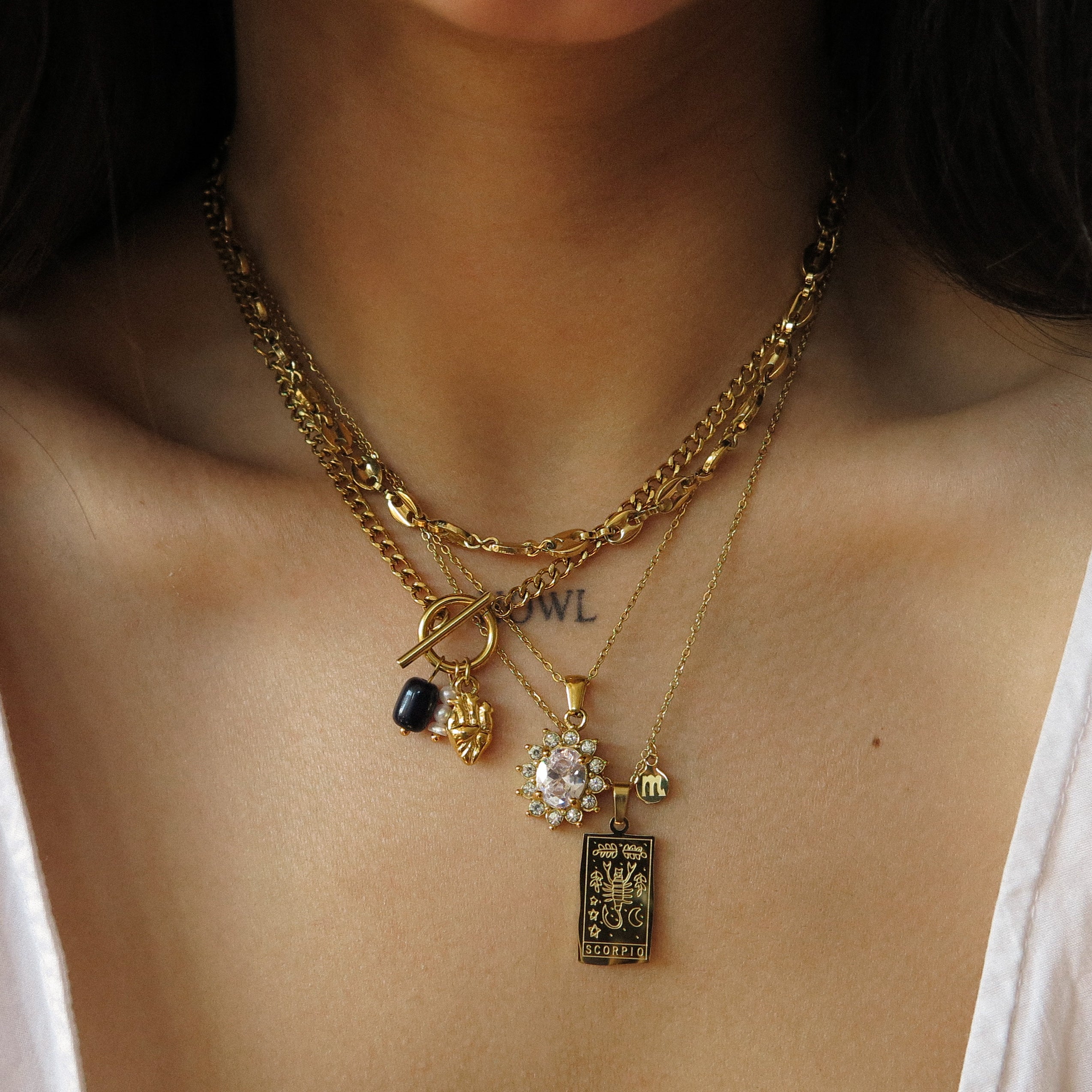 “Calderon” Astrology Tablet Necklace