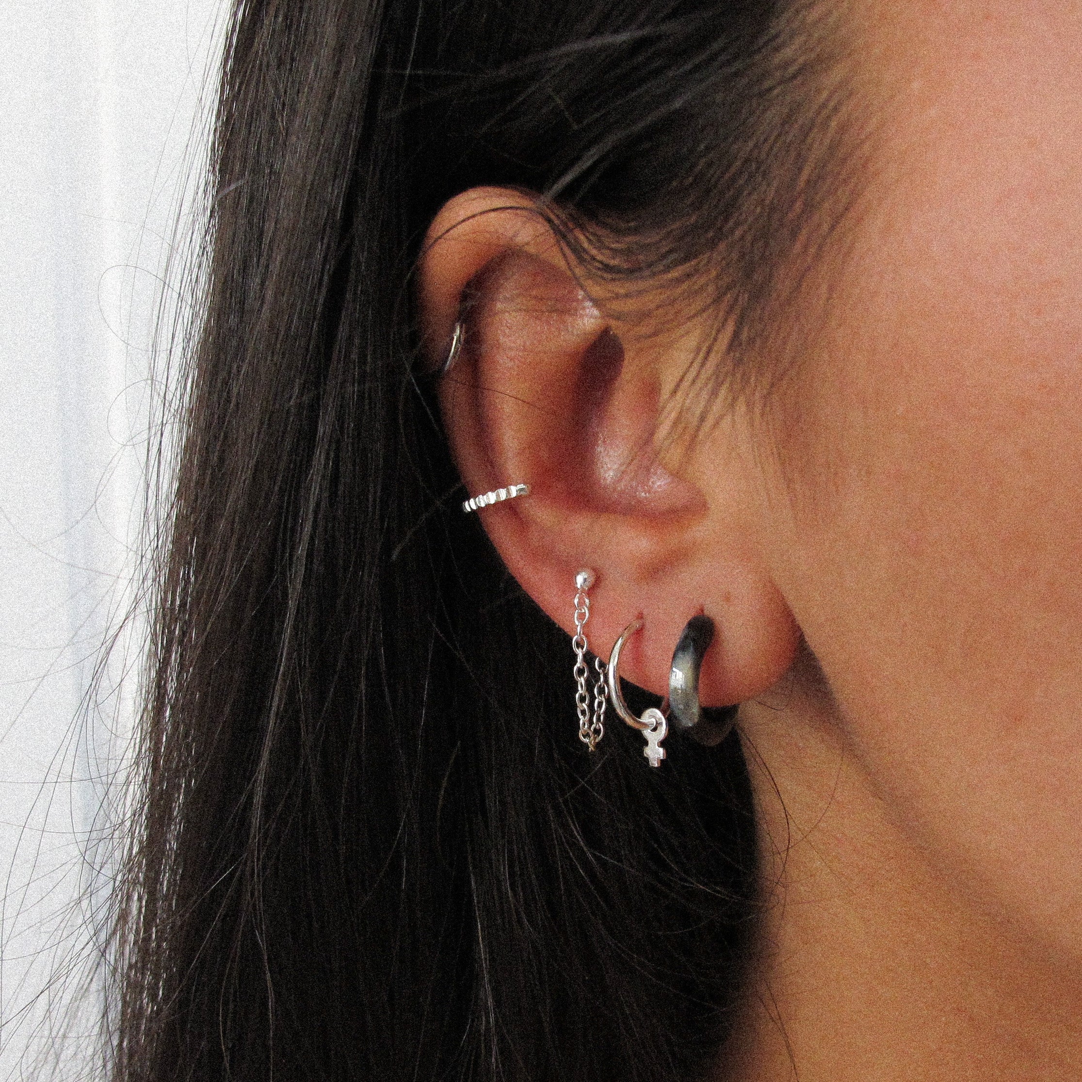 “Vanessa” Silver Chain Earring