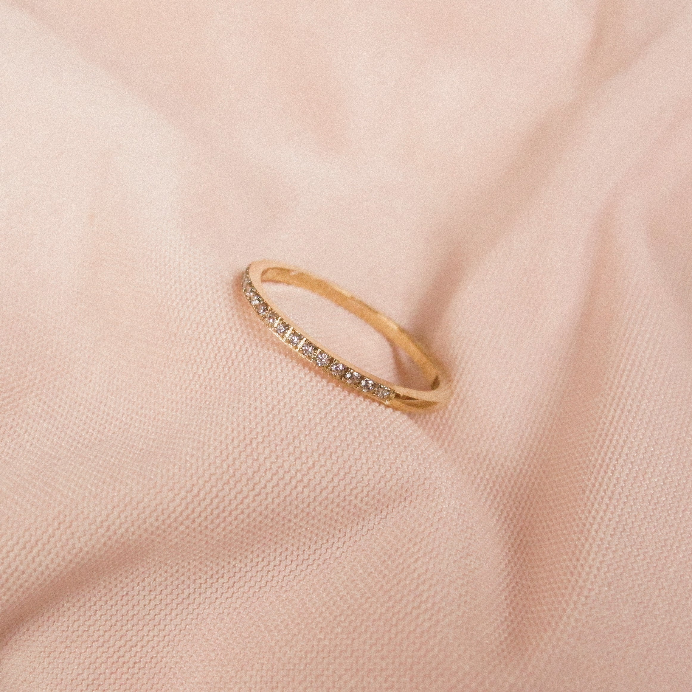 “Edvard” Gemstone Ring