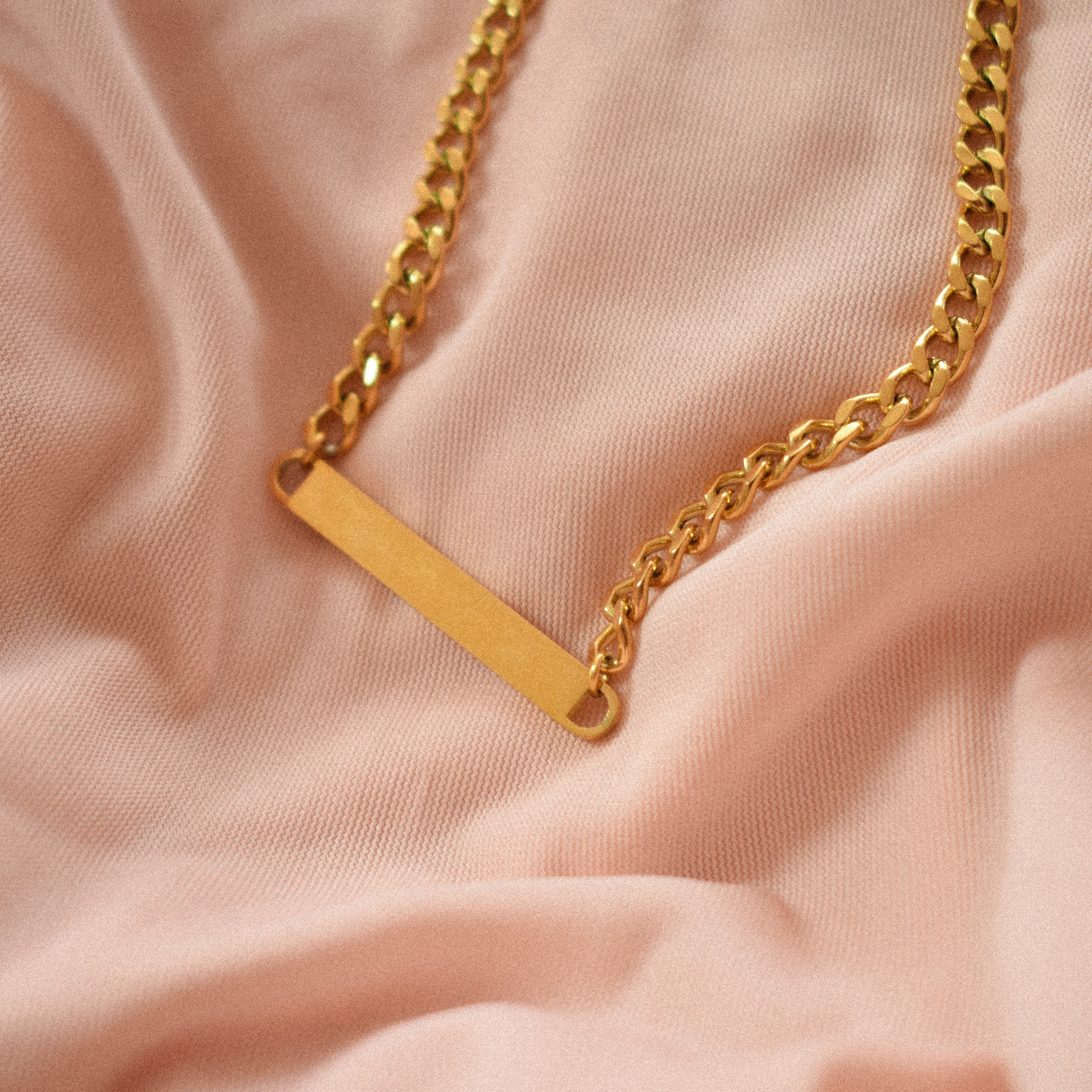 “Emma" Bar Chain Necklace