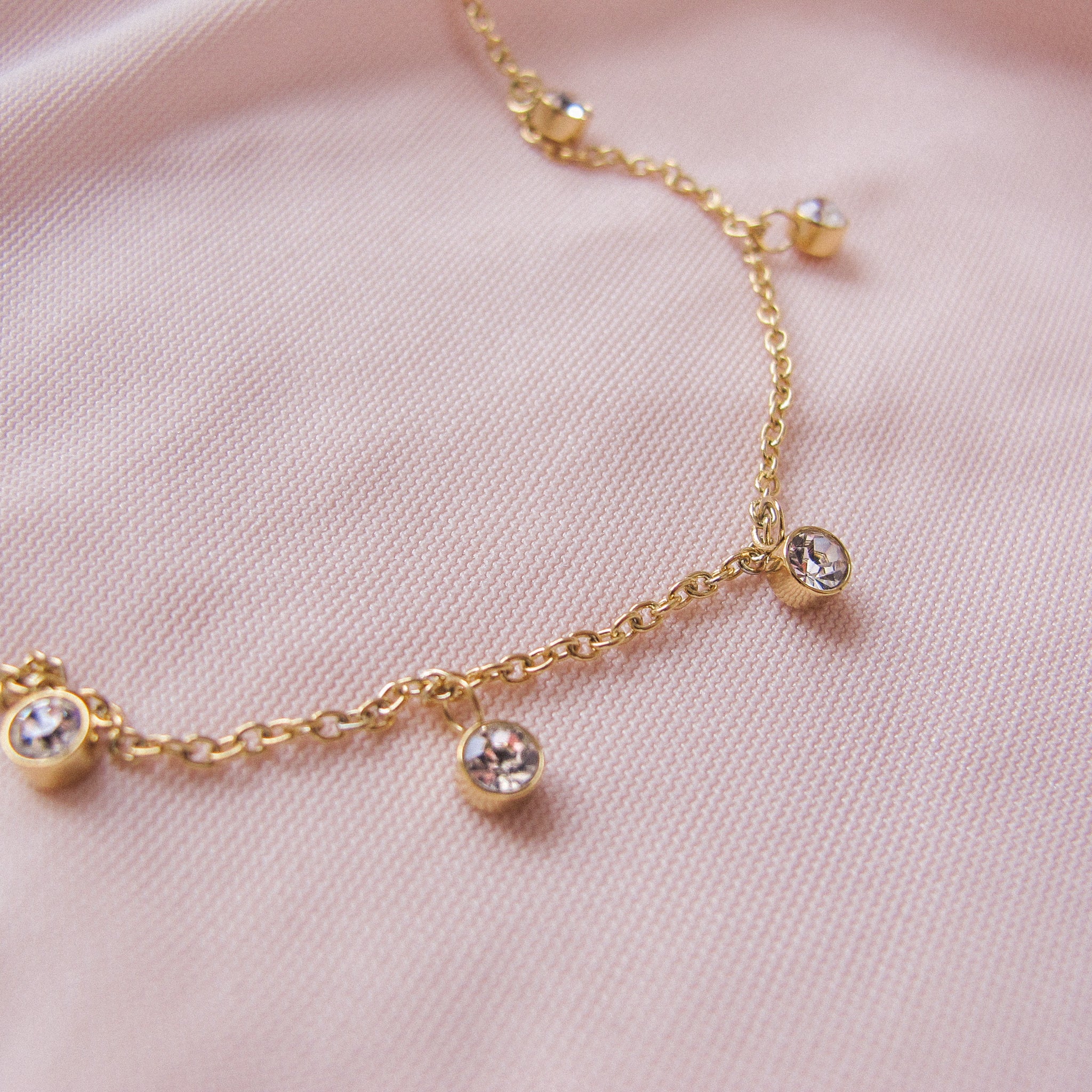 "Zaina” Gemstone Short Necklace